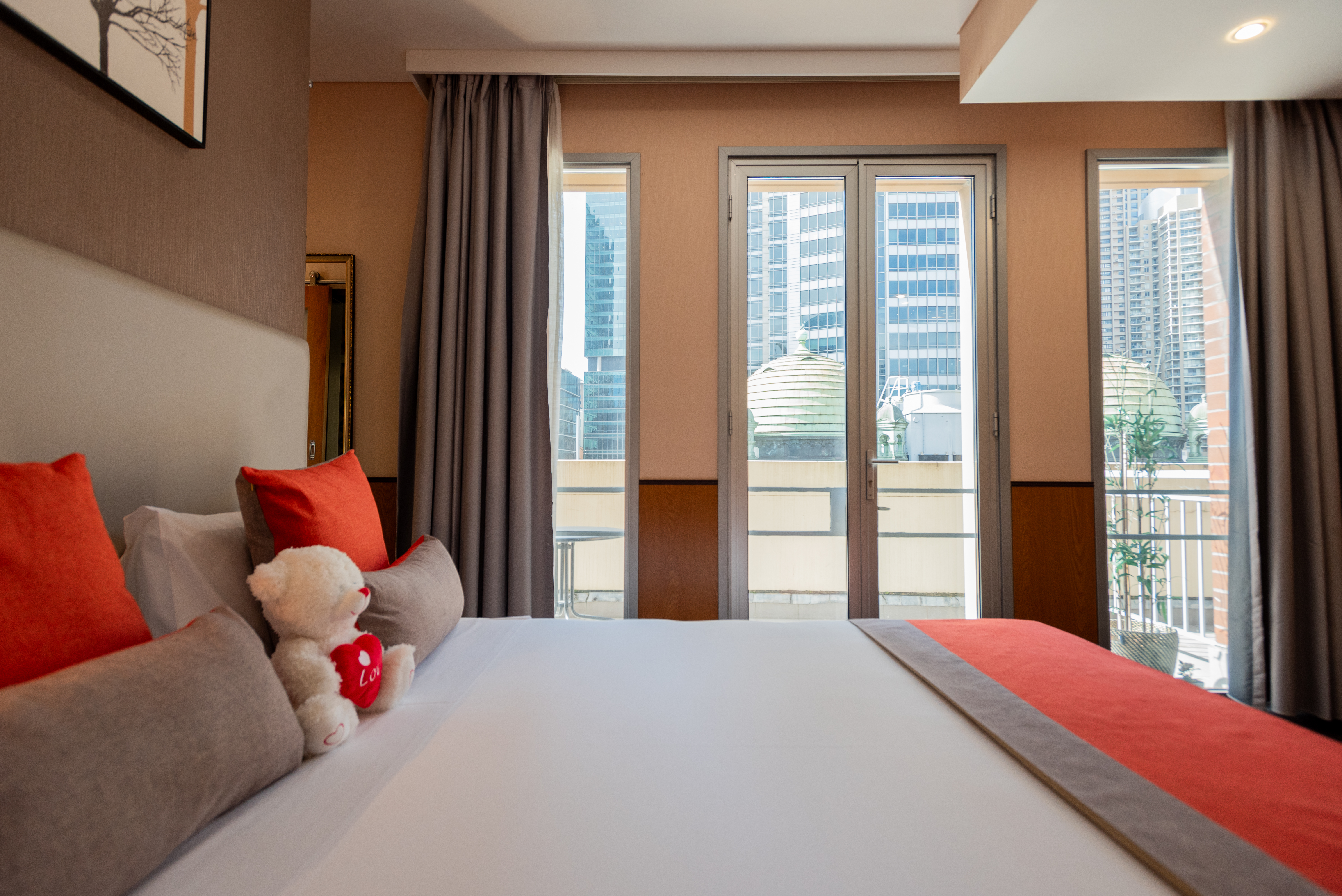 Double Queen Size Bed