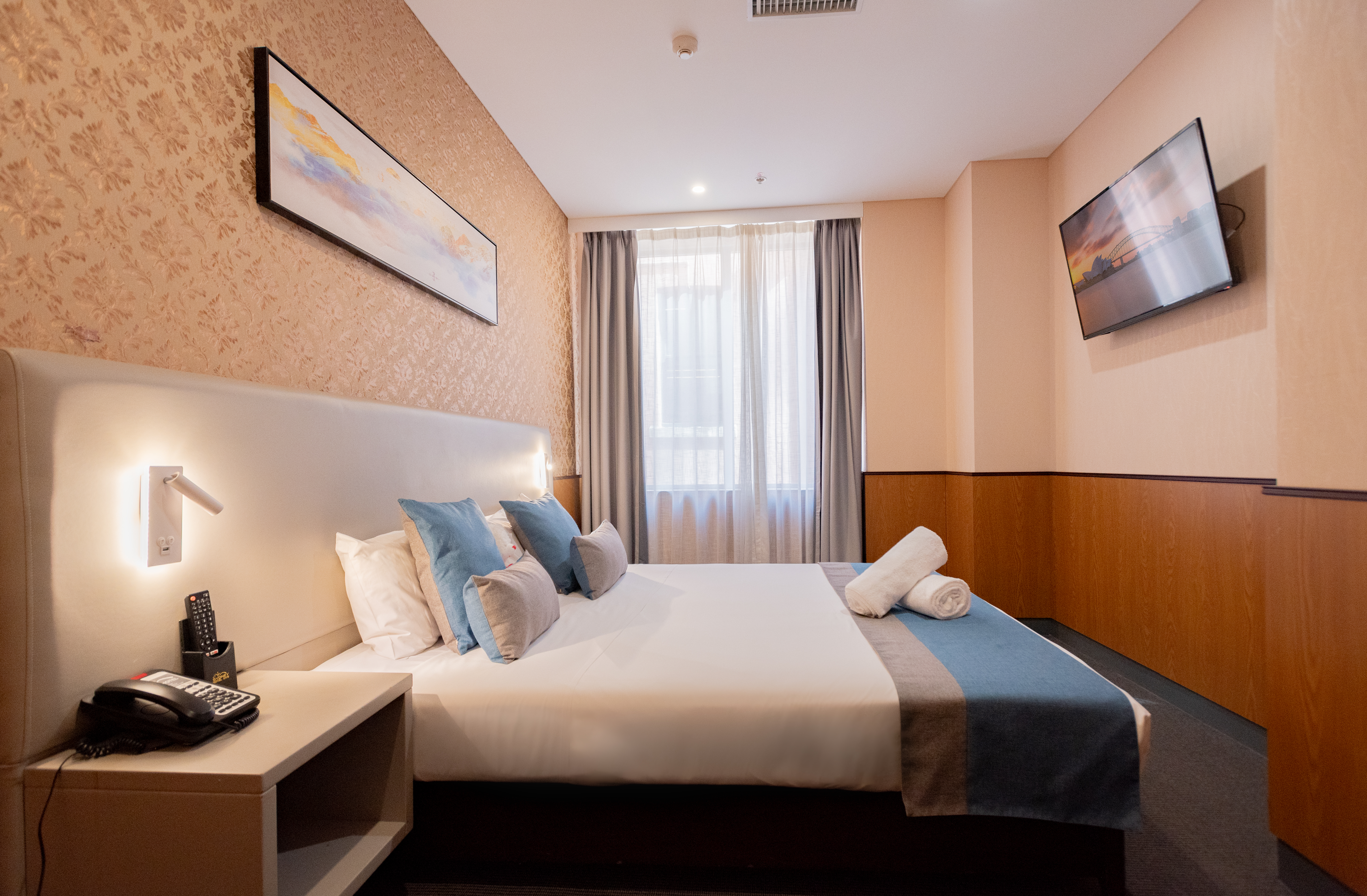 Family Room Executive