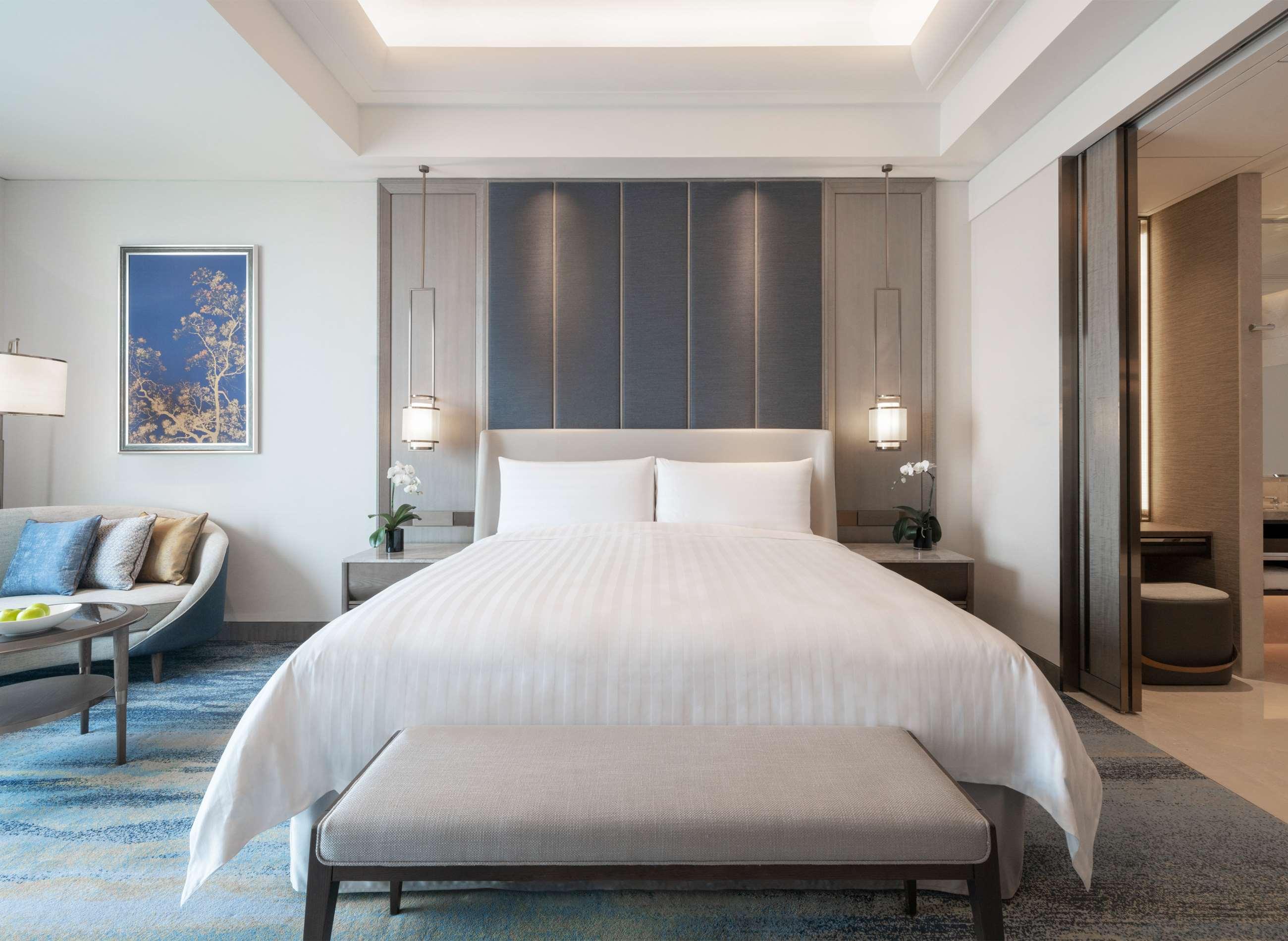 Double Premier King Bed