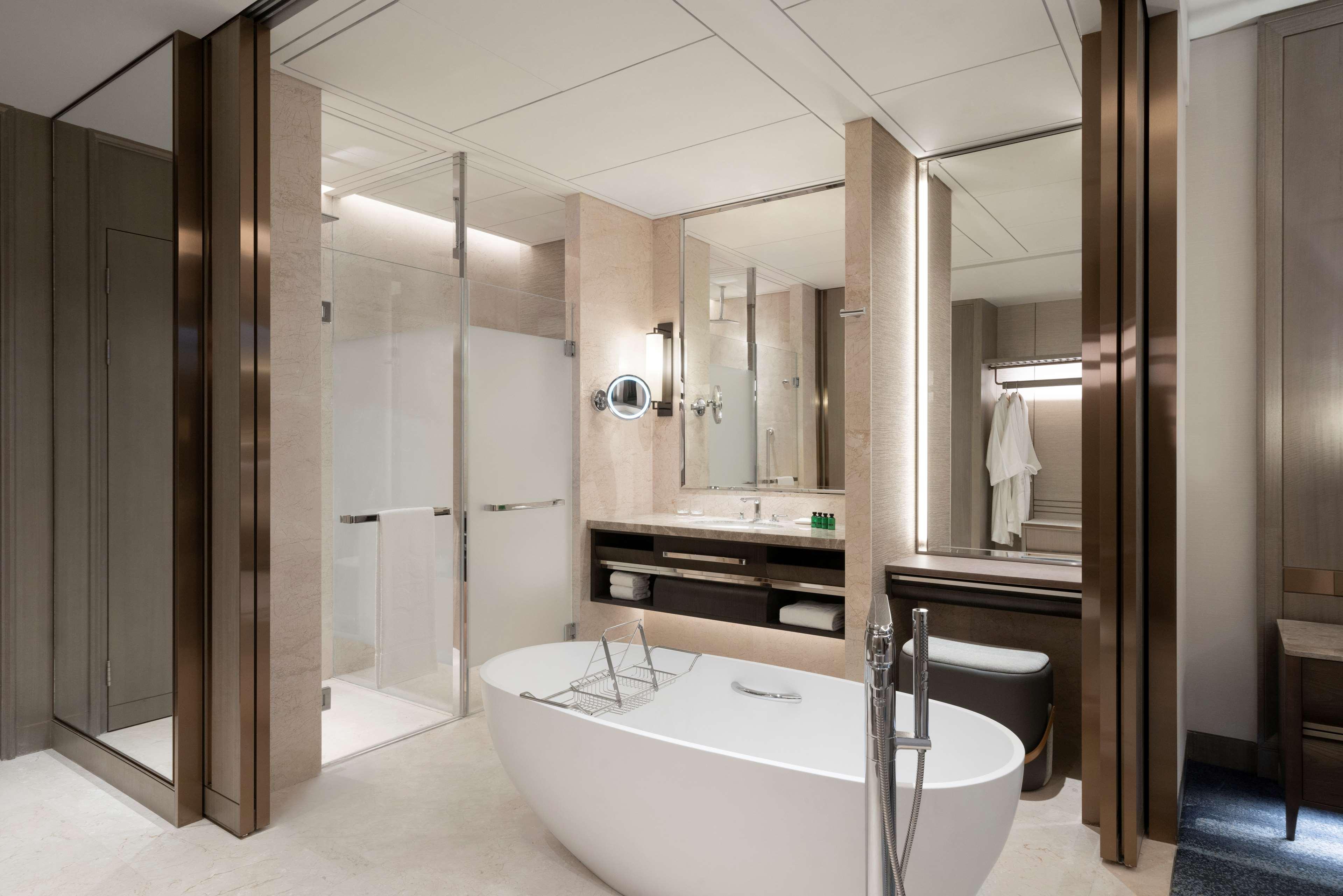 Suite Executive King Bed