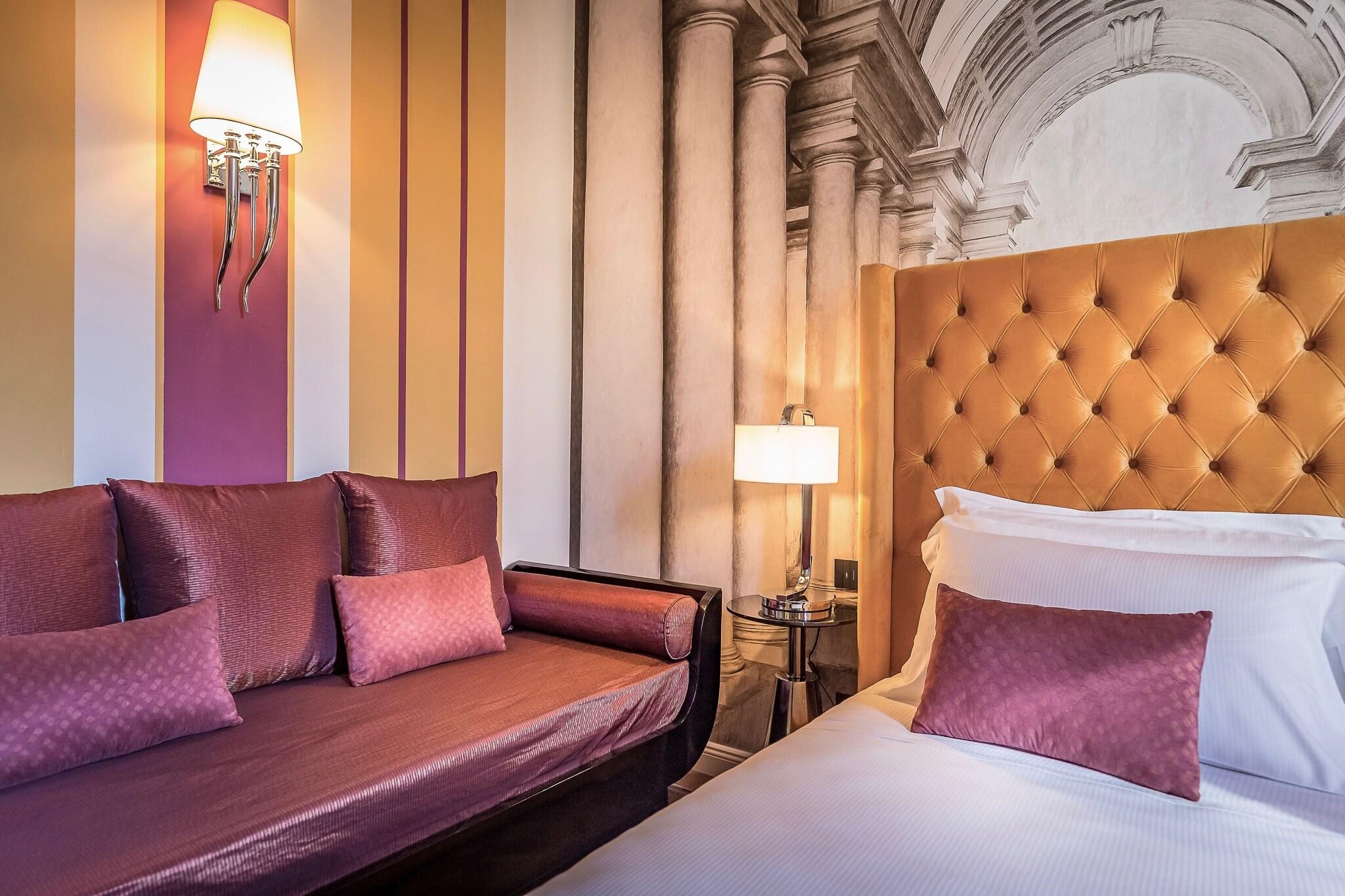 Triple Deluxe King Bed