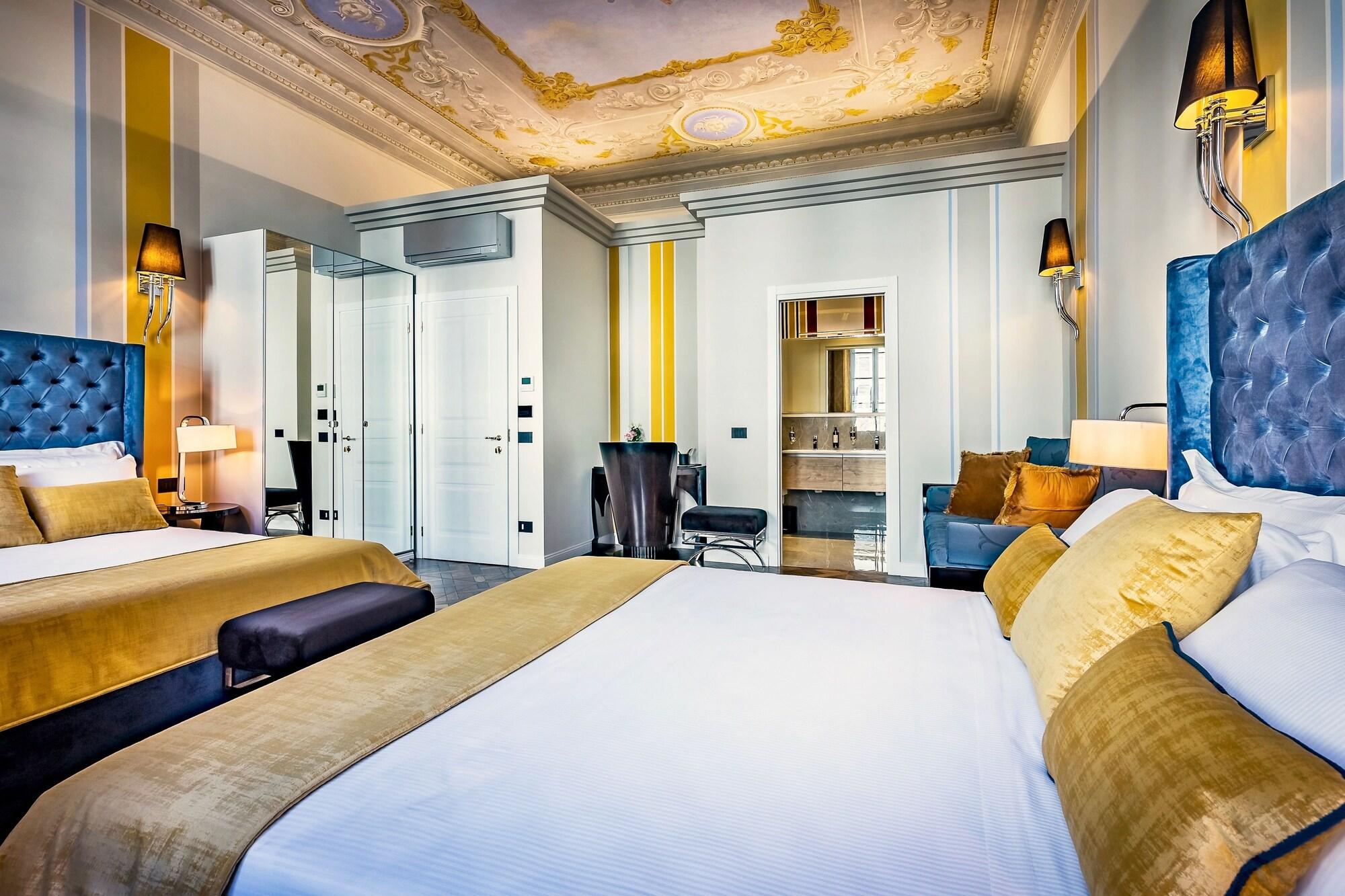 Double Deluxe King Bed