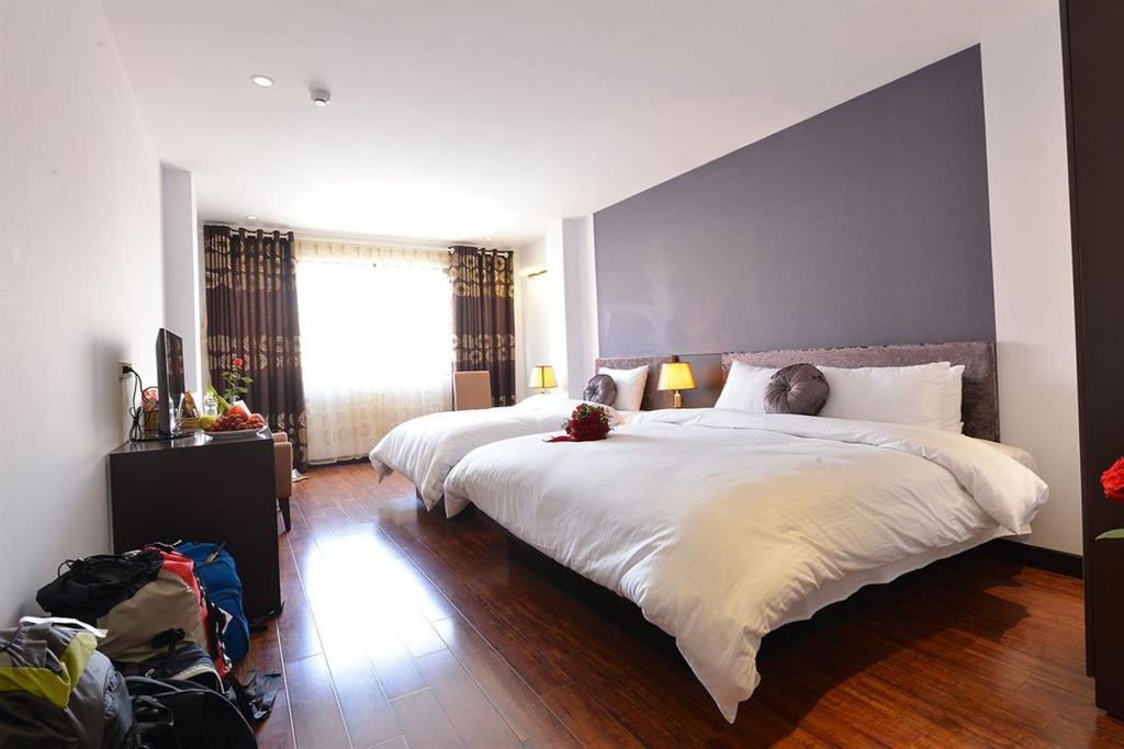 Family Room City View