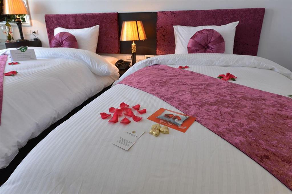 Family Room City View