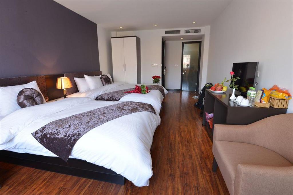 Family Room City View