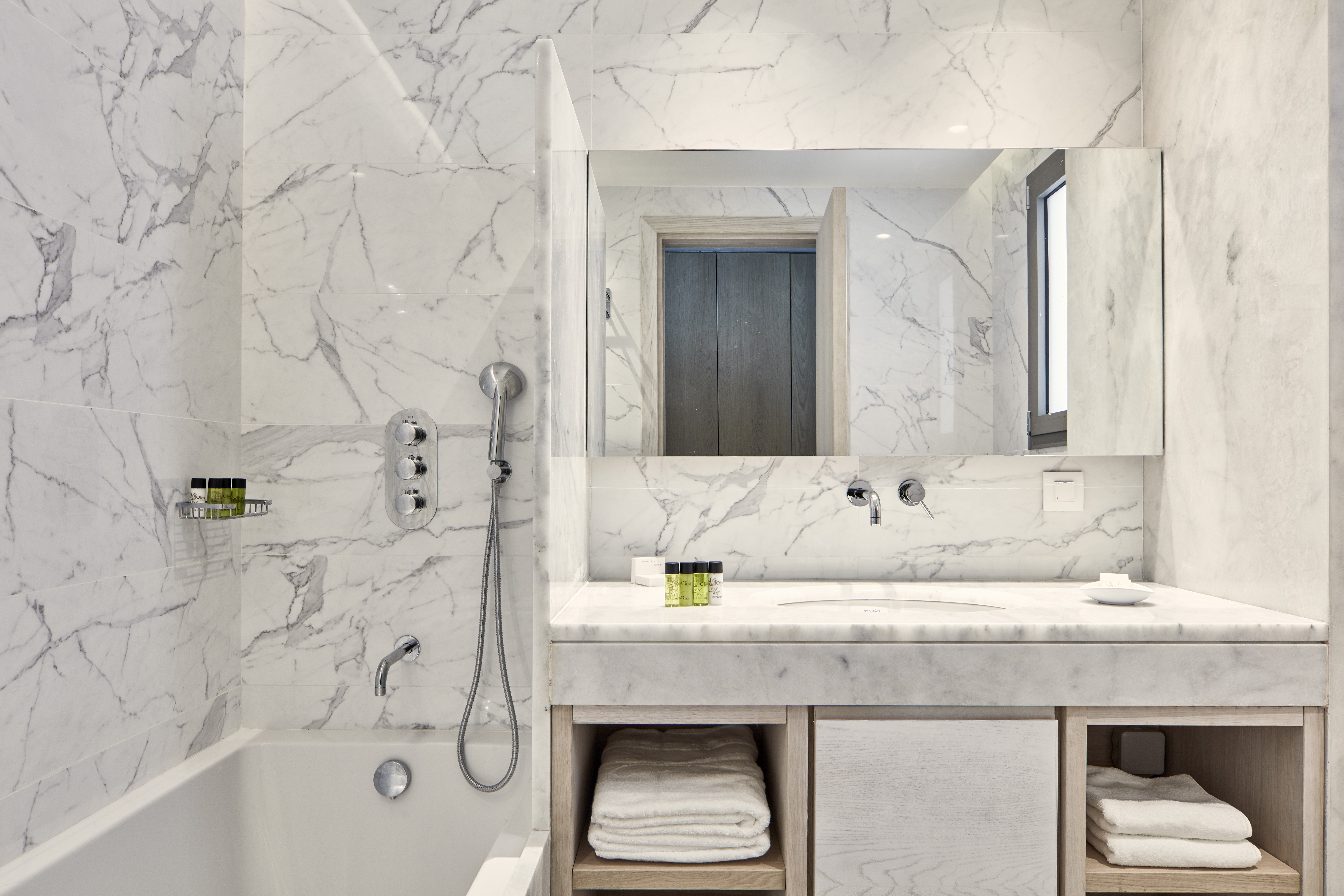 Family Room Pool View