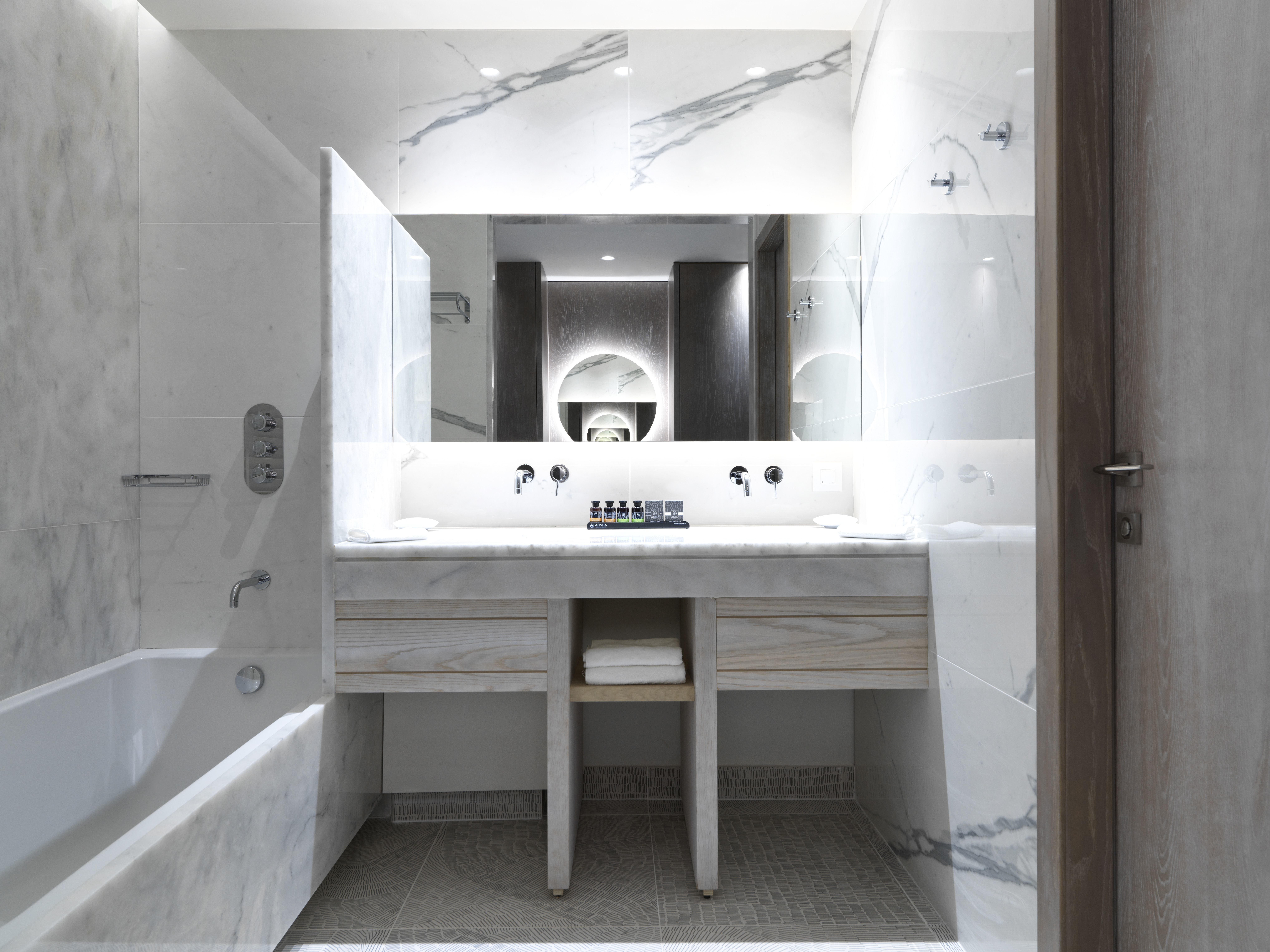 Suite Beach Front with Private Pool