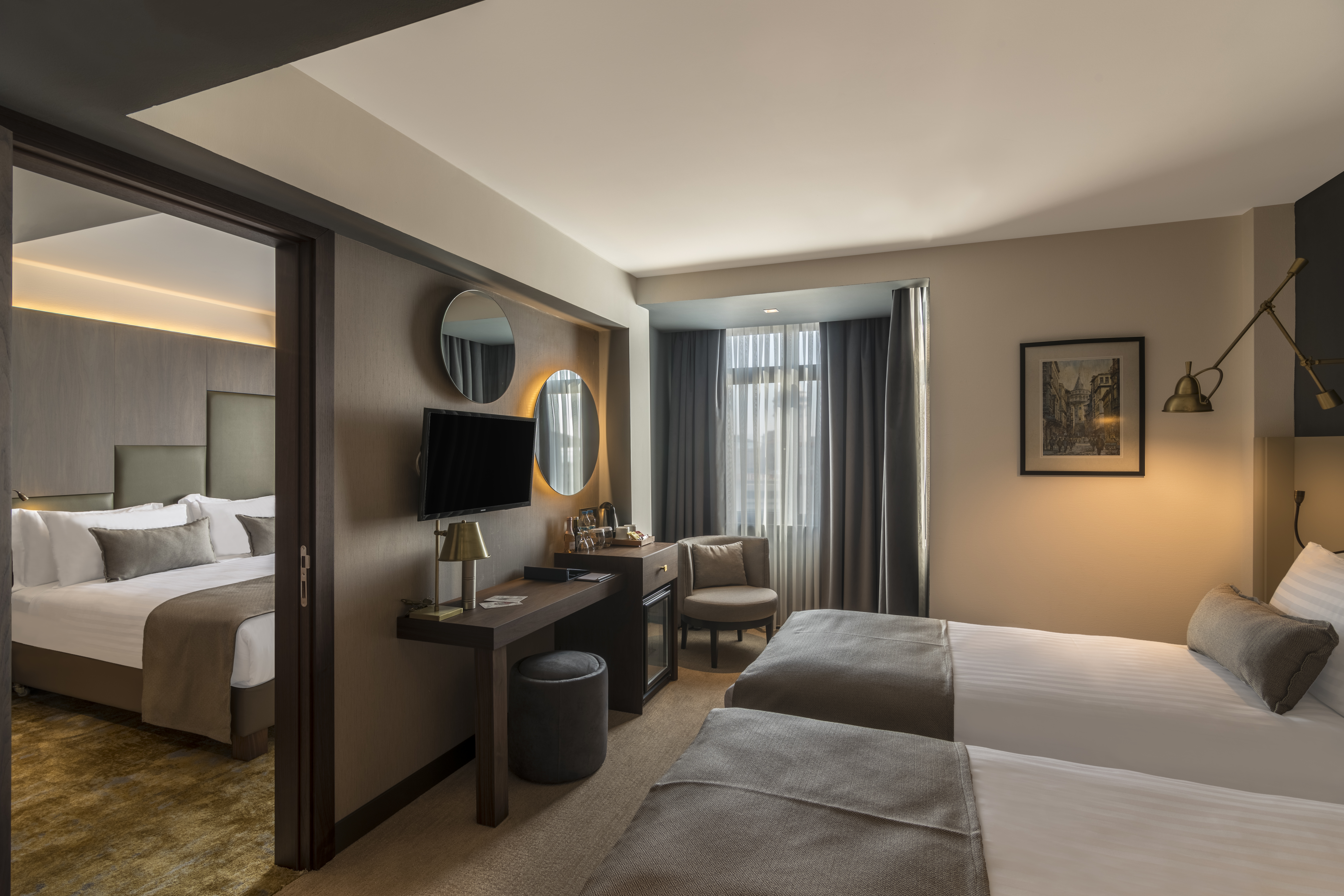 Family Room Connecting Room