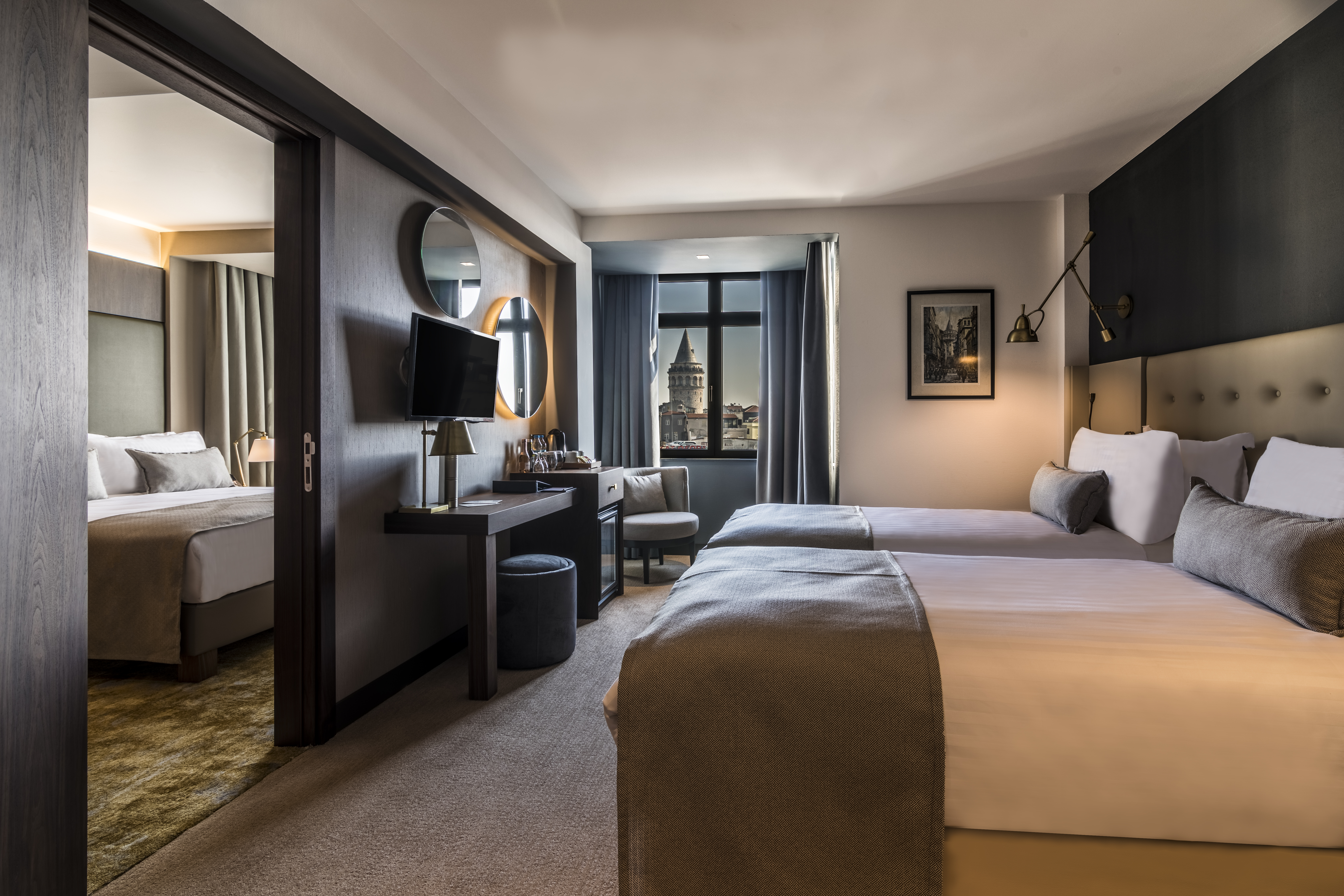 Family Room Connecting Room