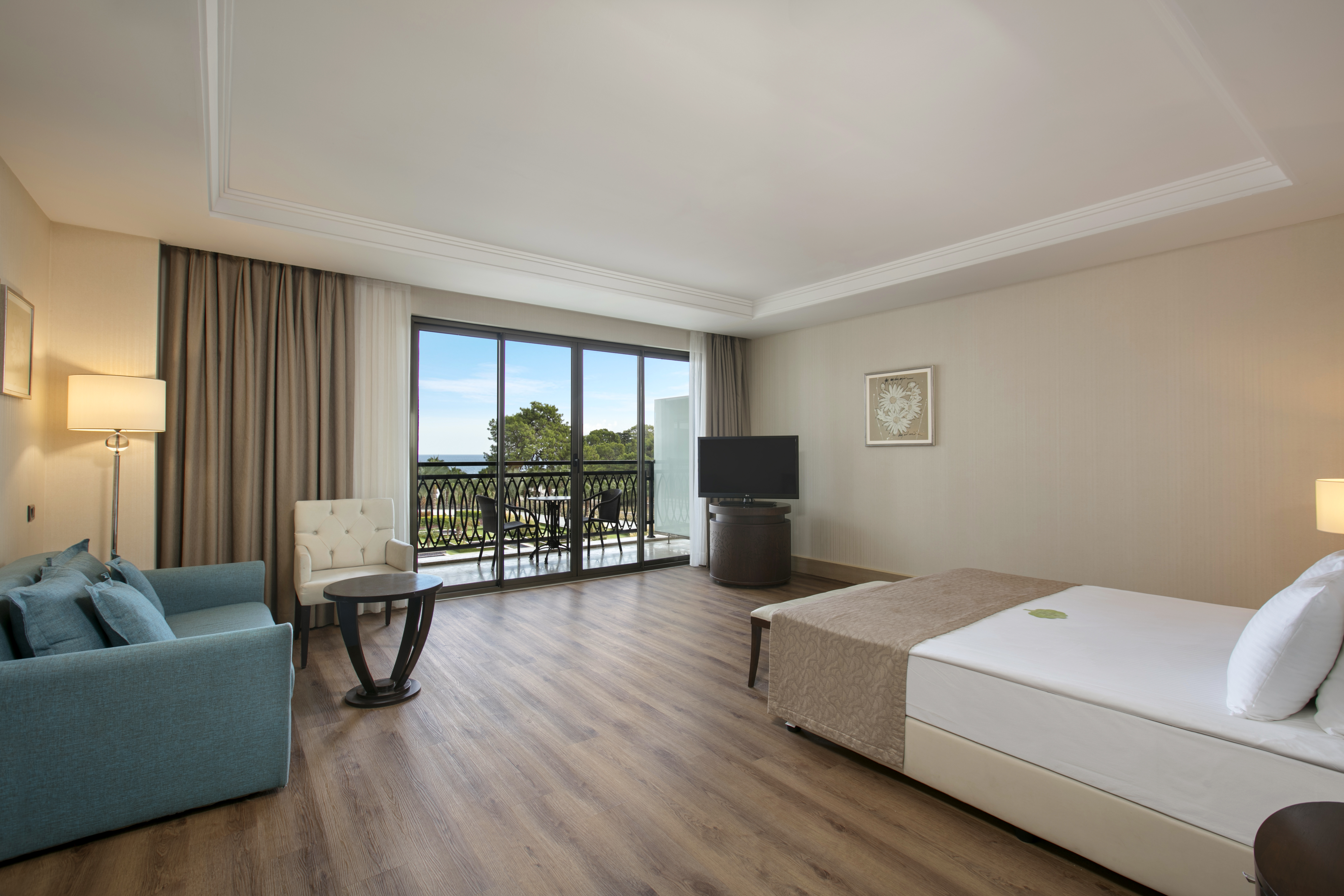 Double Superior Side Sea View