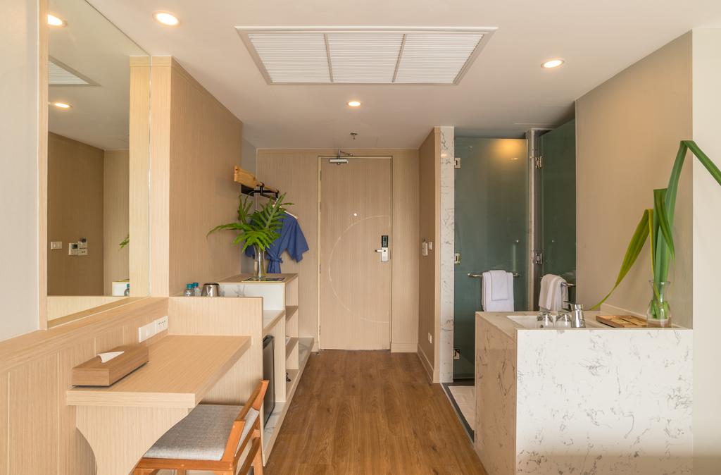 Double or Twin Deluxe Sea View