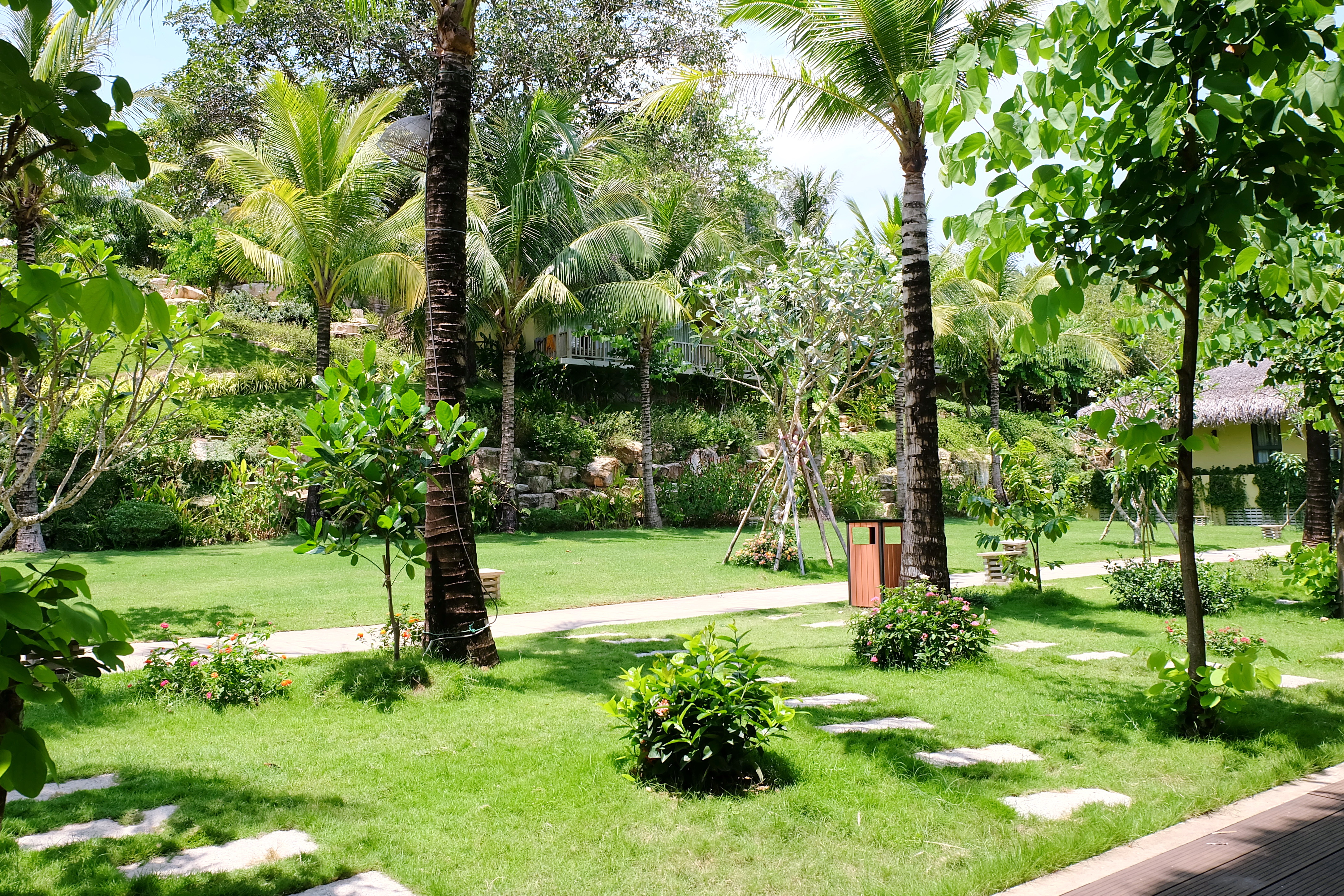 Twin Deluxe Garden View