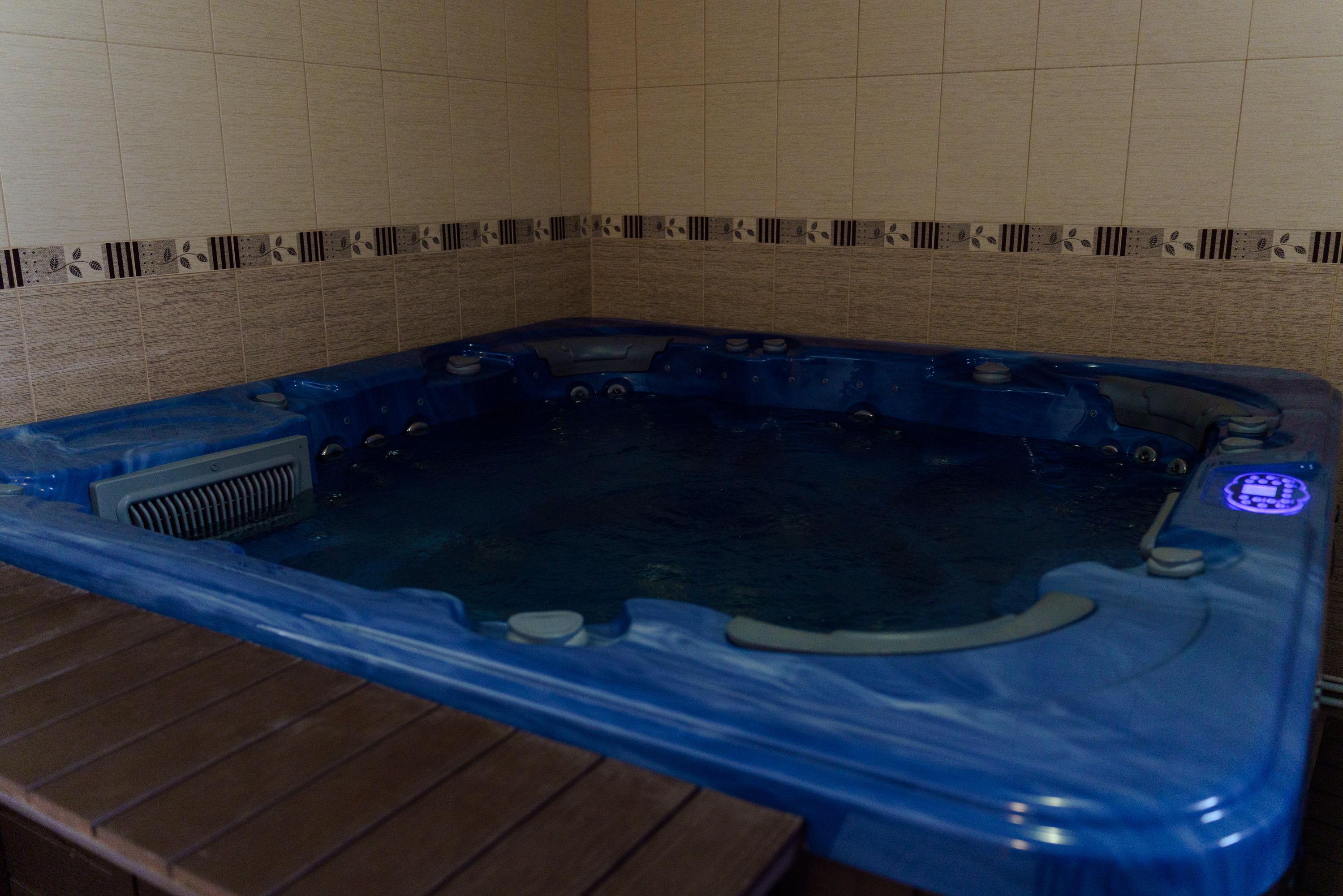 Double Deluxe One Bed