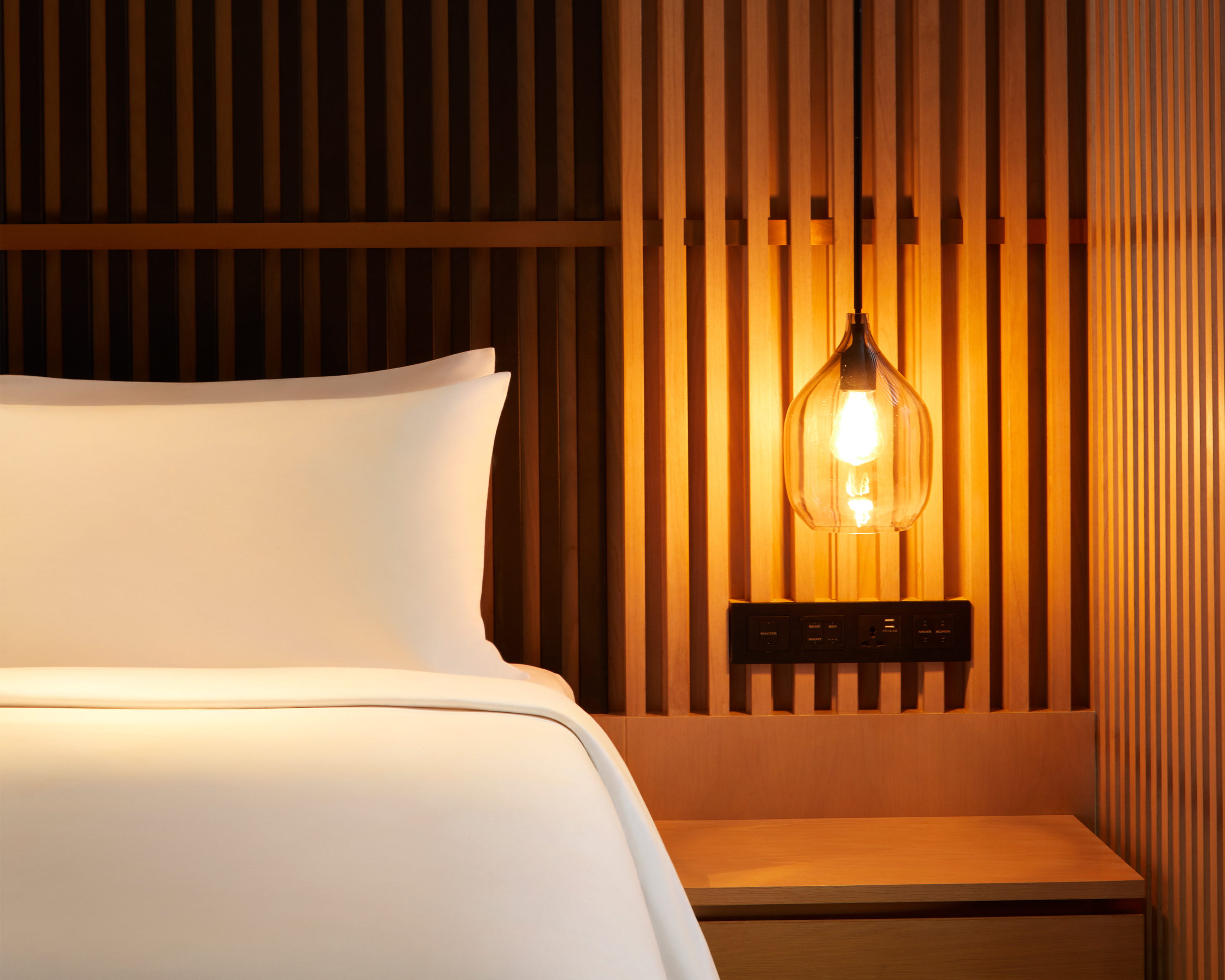 Double Deluxe King Bed