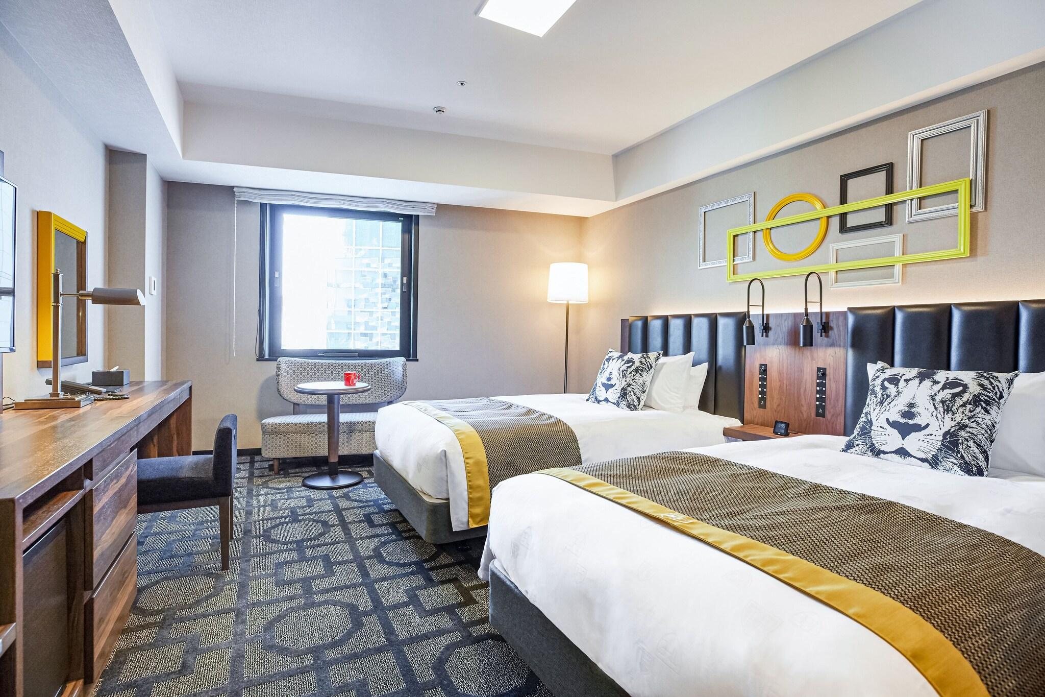 Twin Deluxe Two Beds