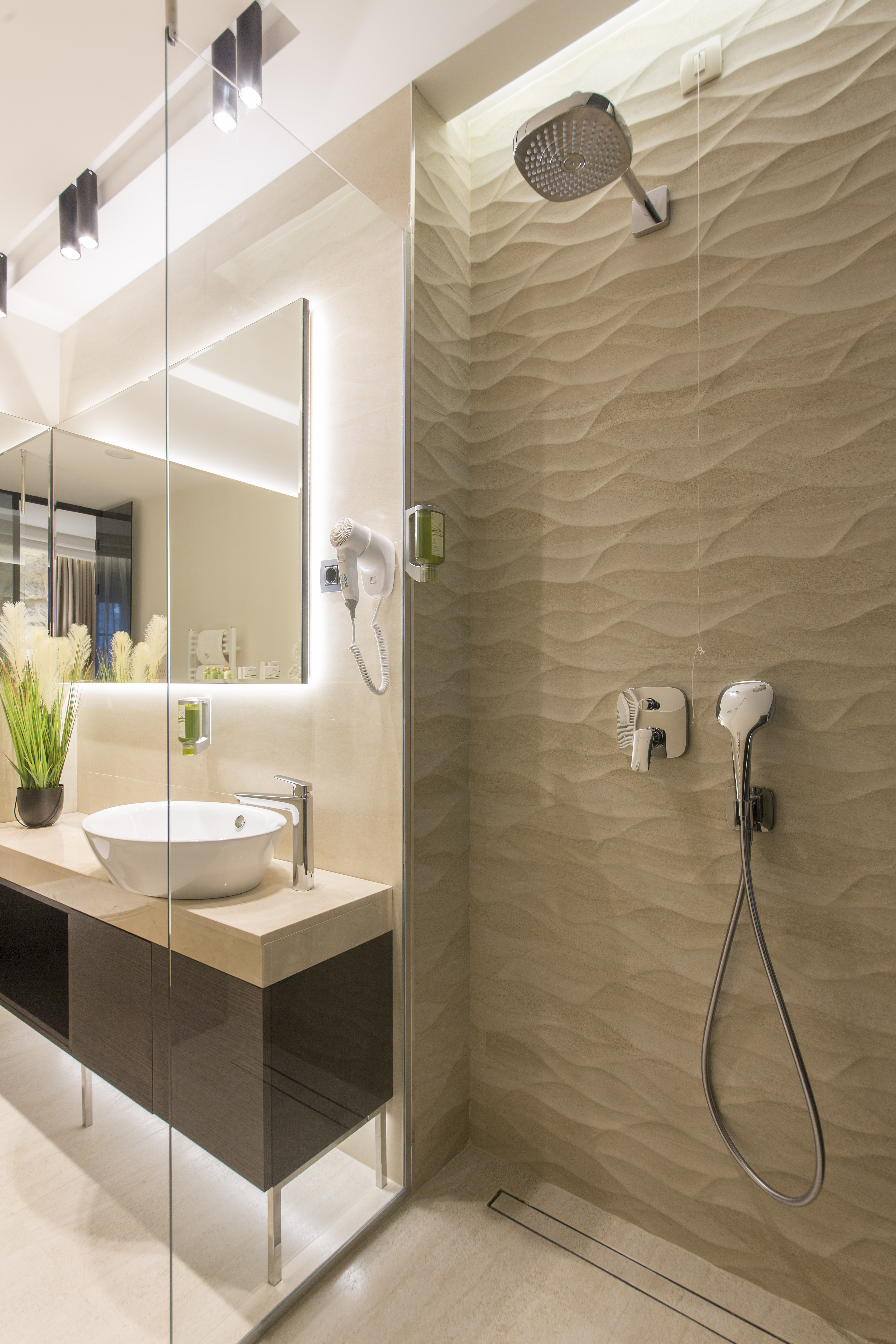 Triple Superior Sea View