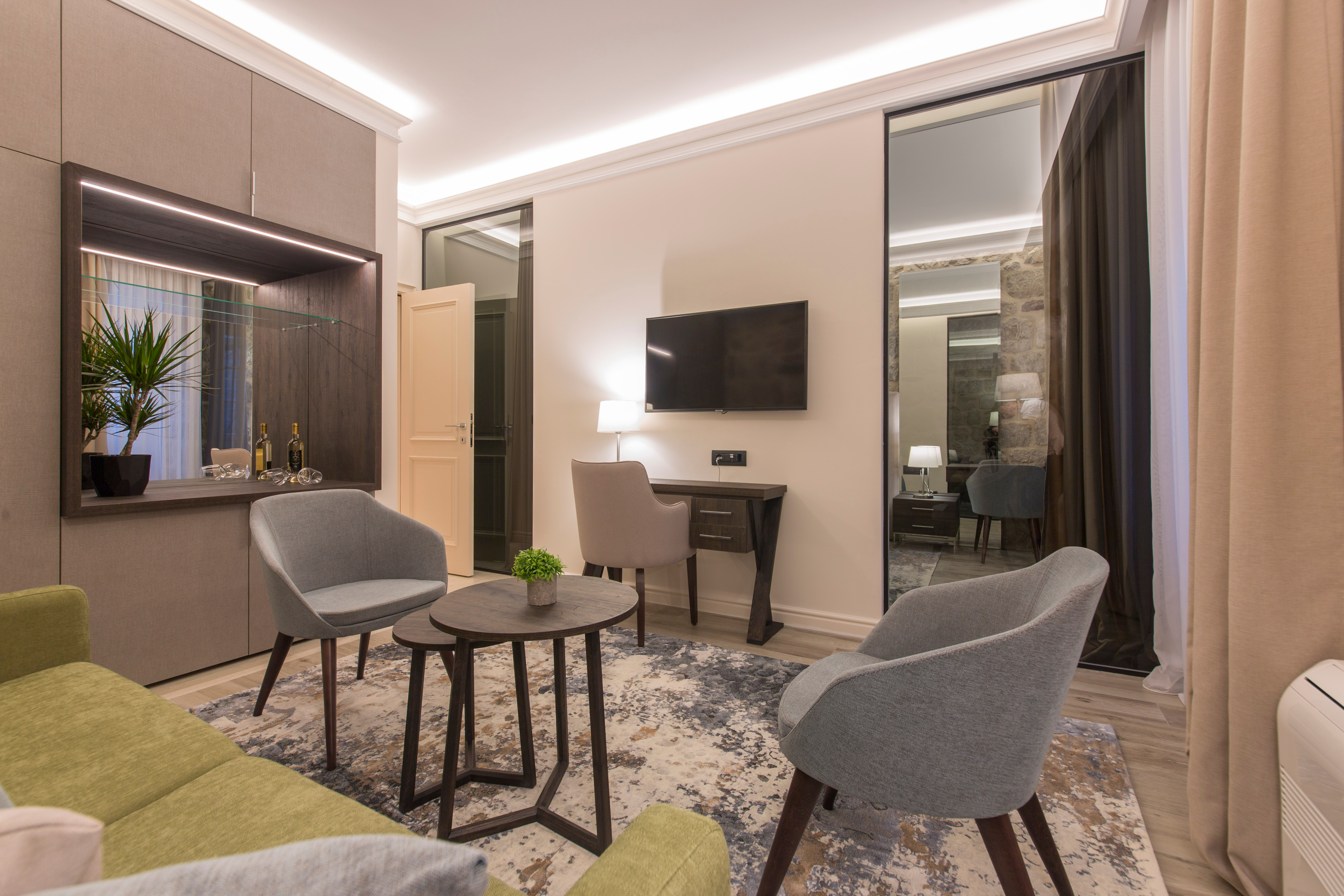 Apartment Capacity 4