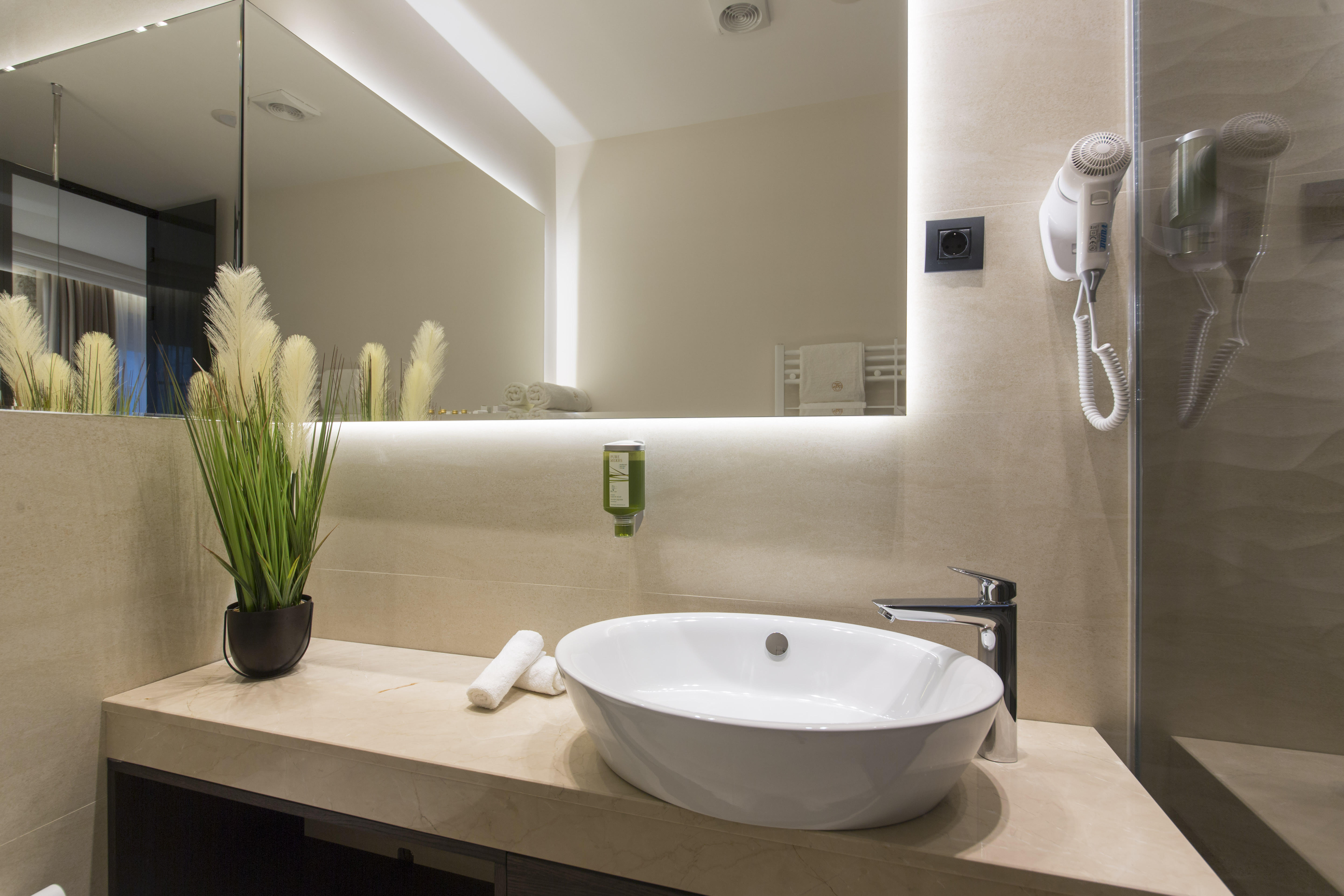 Apartment Capacity 3