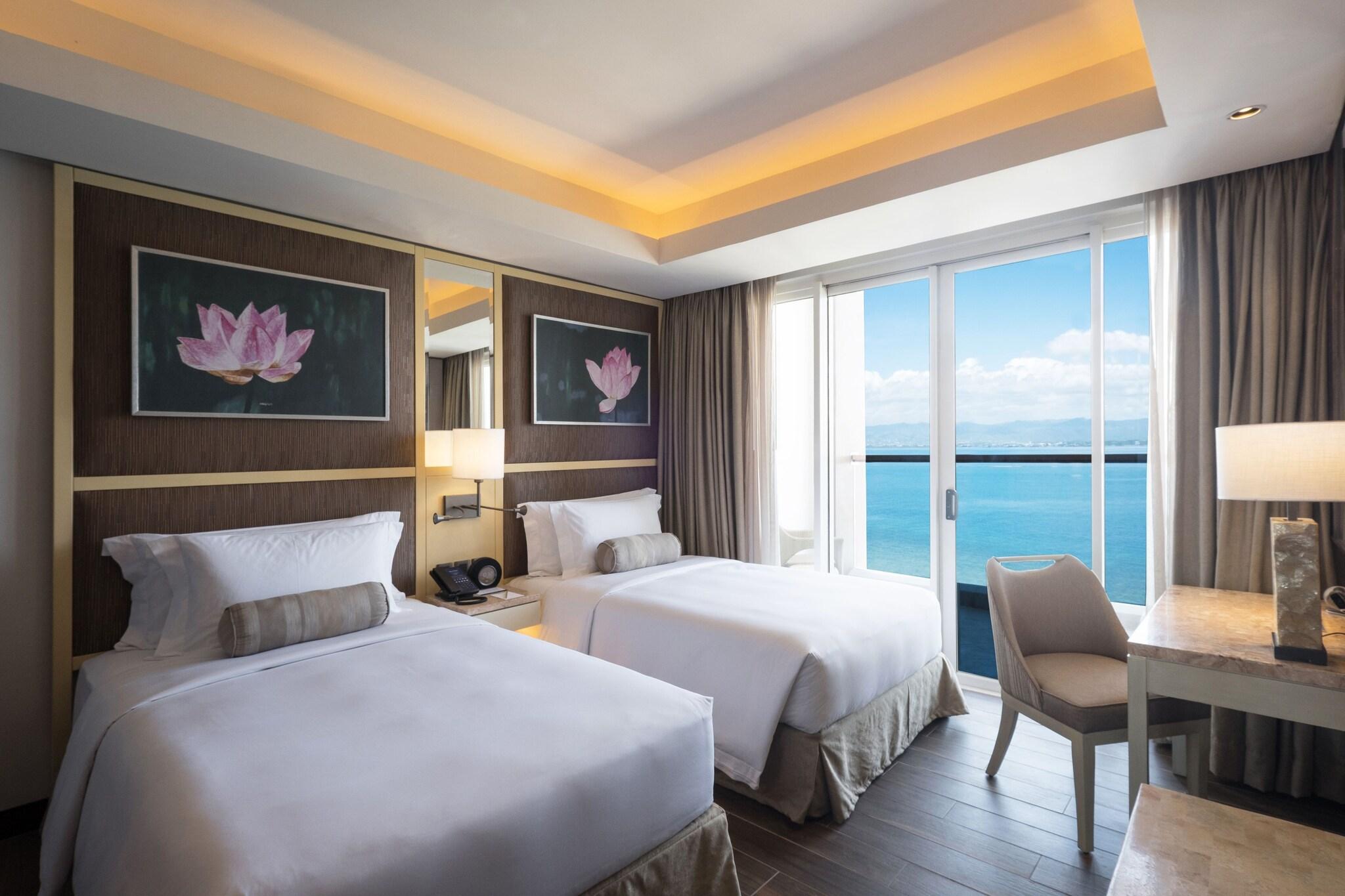 Quadruple Deluxe Sea View