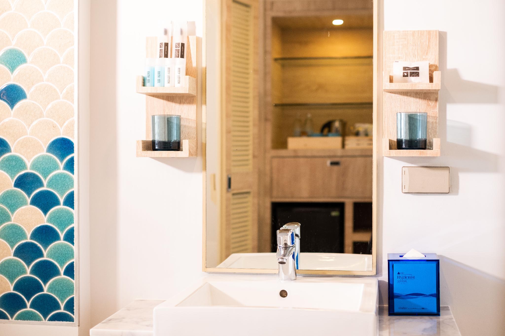 Double or Twin Deluxe with Terrace