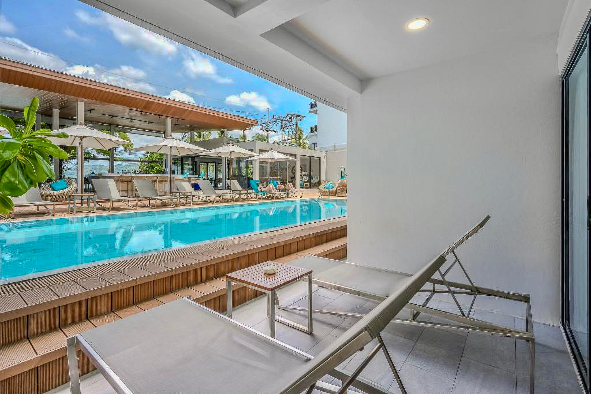 Double or Twin Deluxe with Terrace