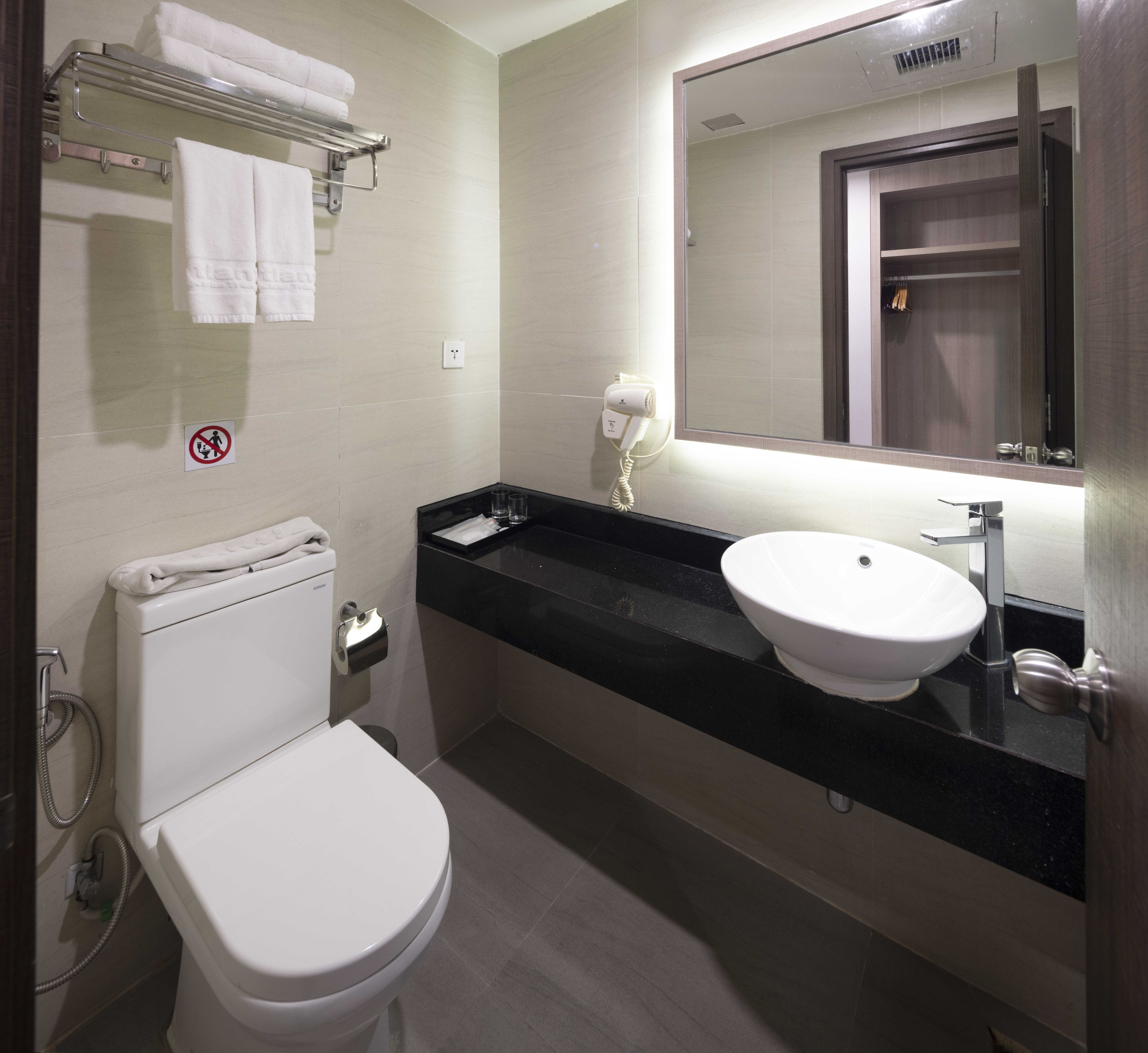 Family Room City View