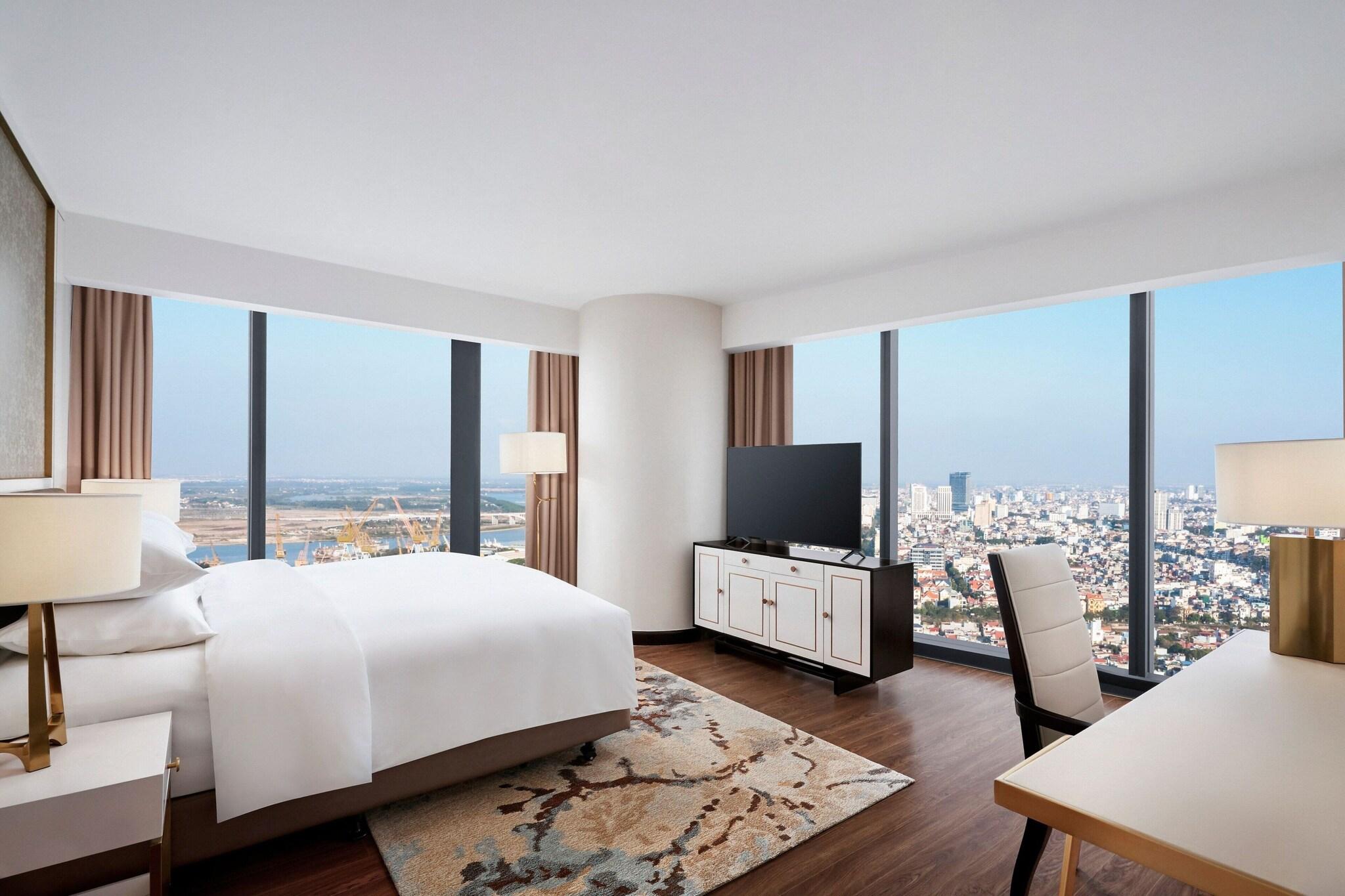 Double Business King Bed