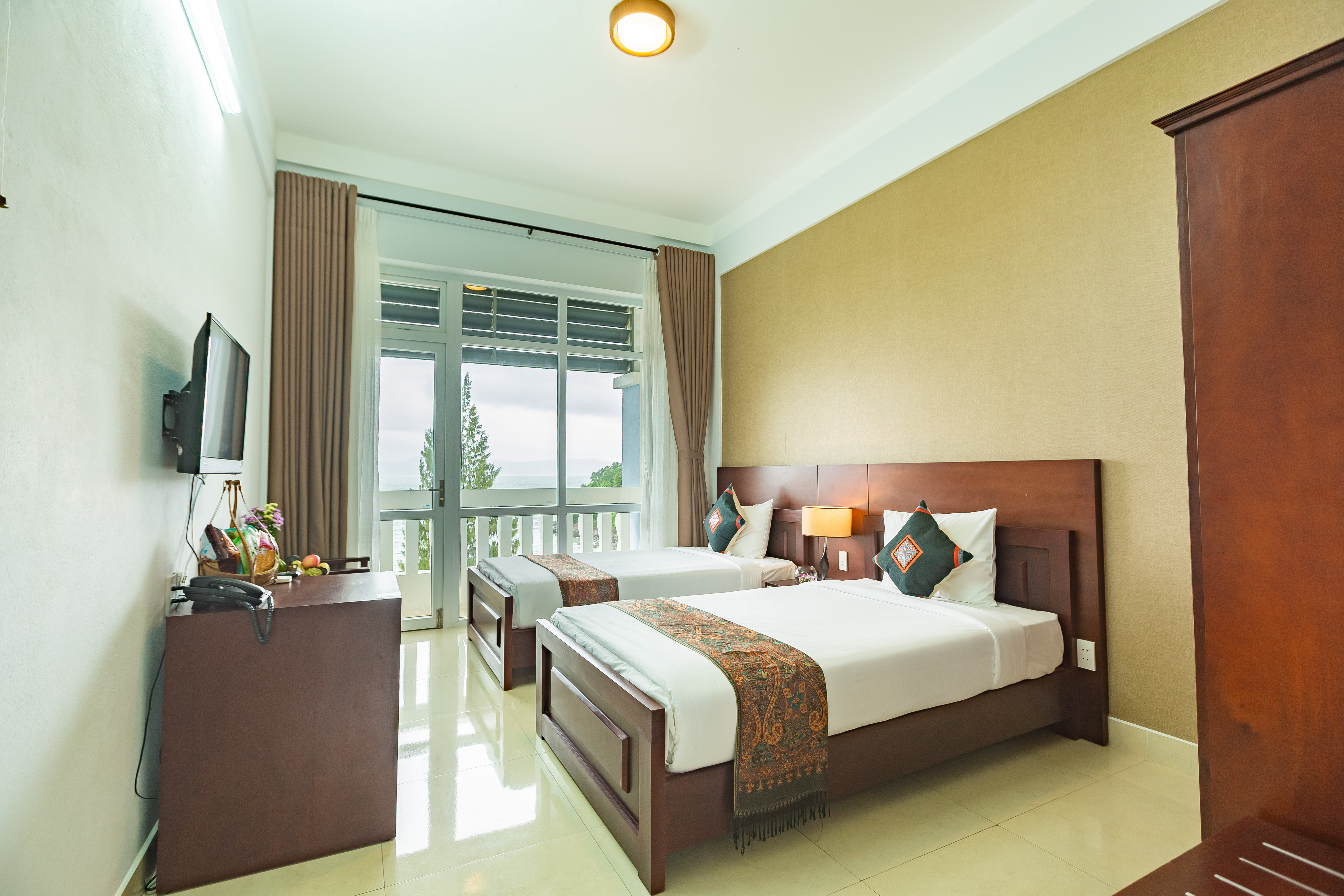 Twin Deluxe Ocean View