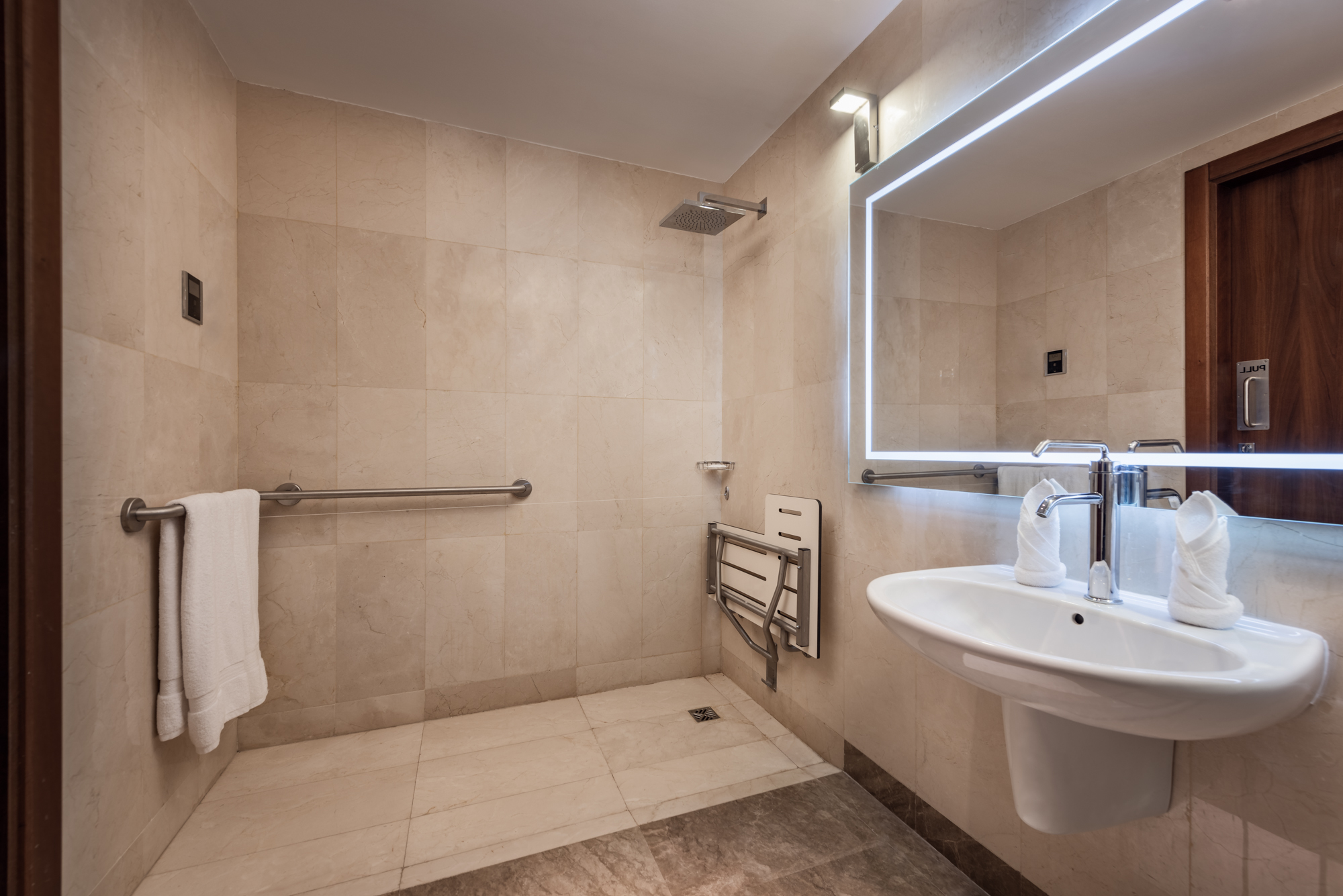 Quadruple Capacity 4 One Bedroom