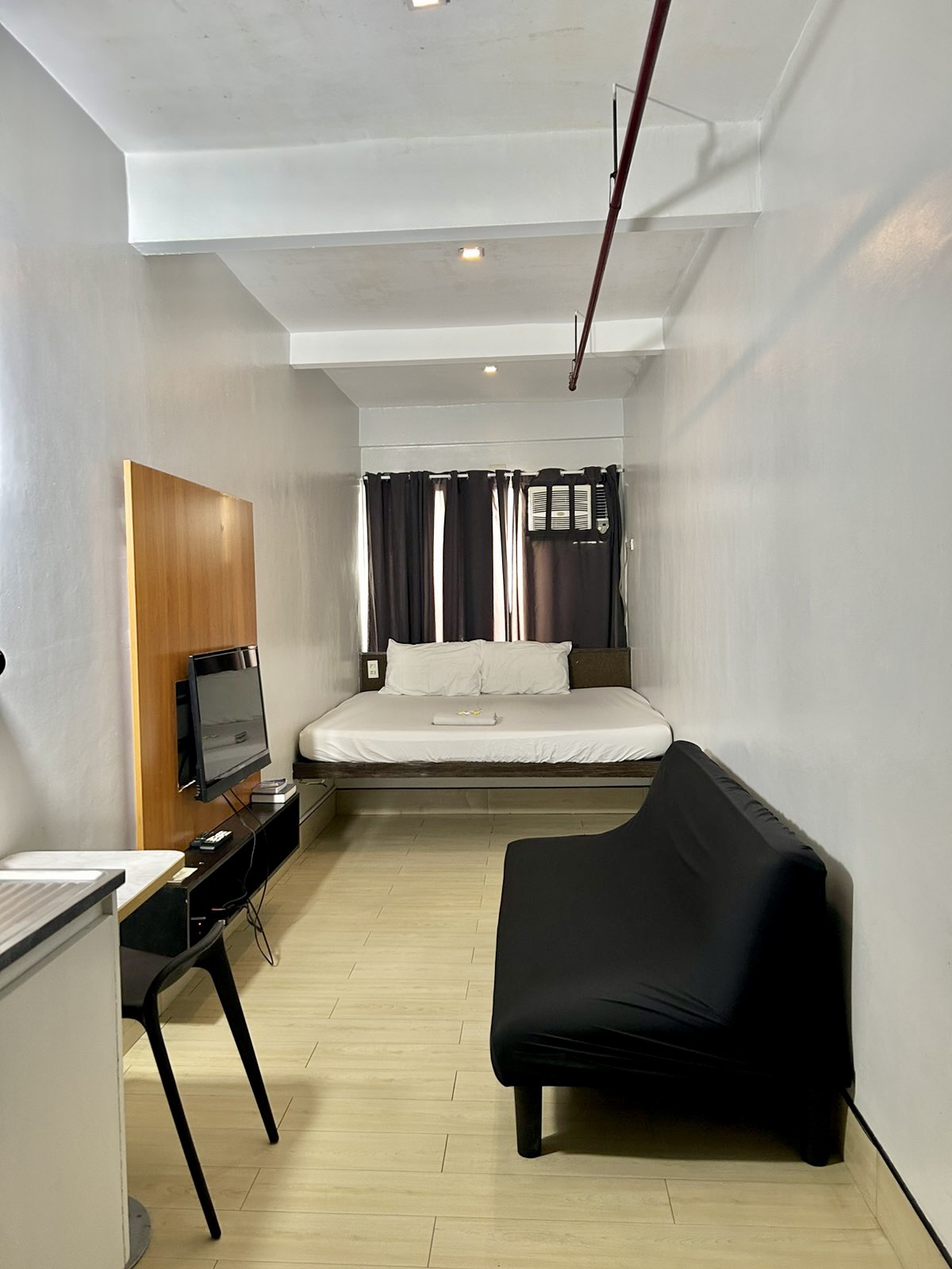 Double Deluxe King Bed