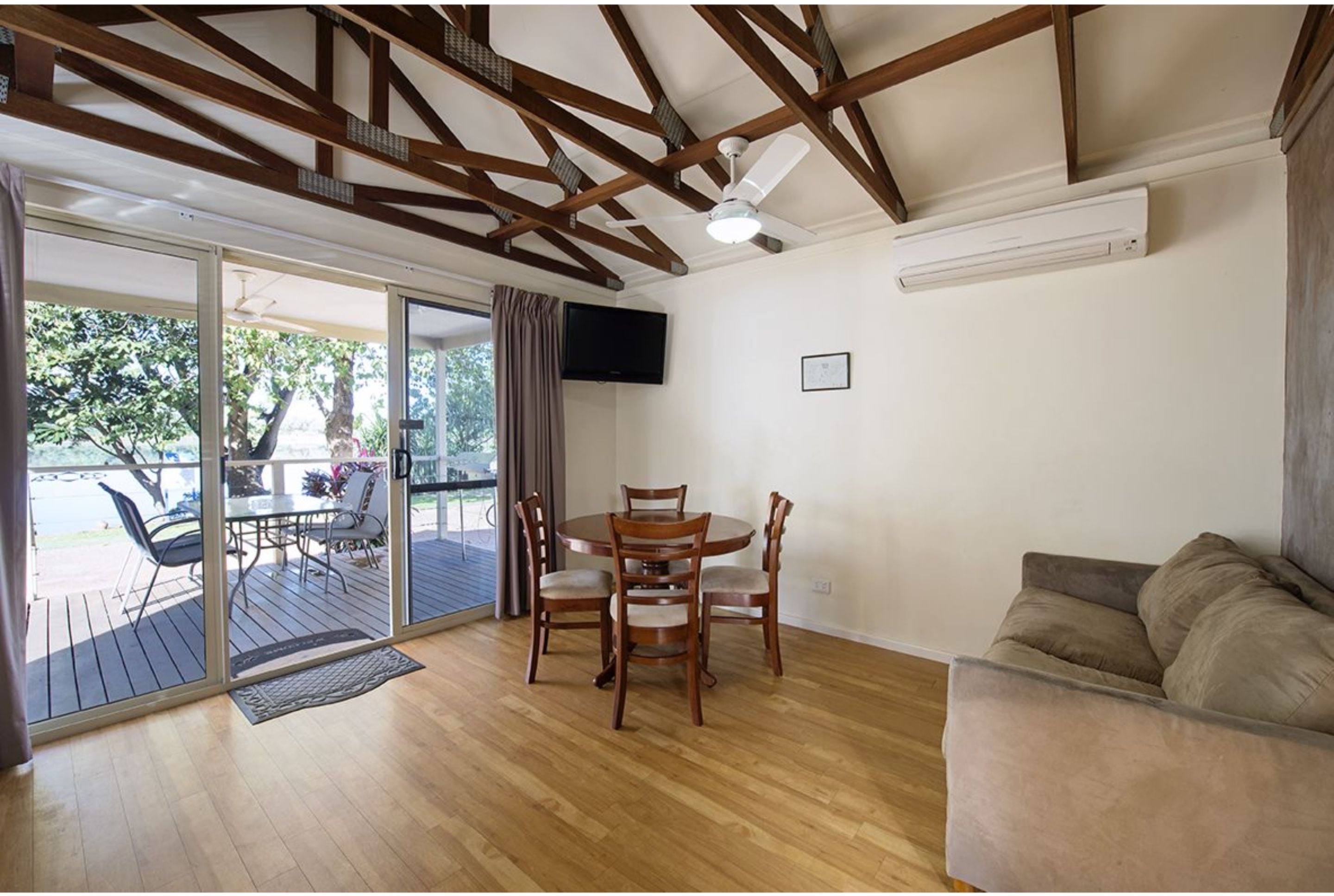 Cabin Superior One Bedroom