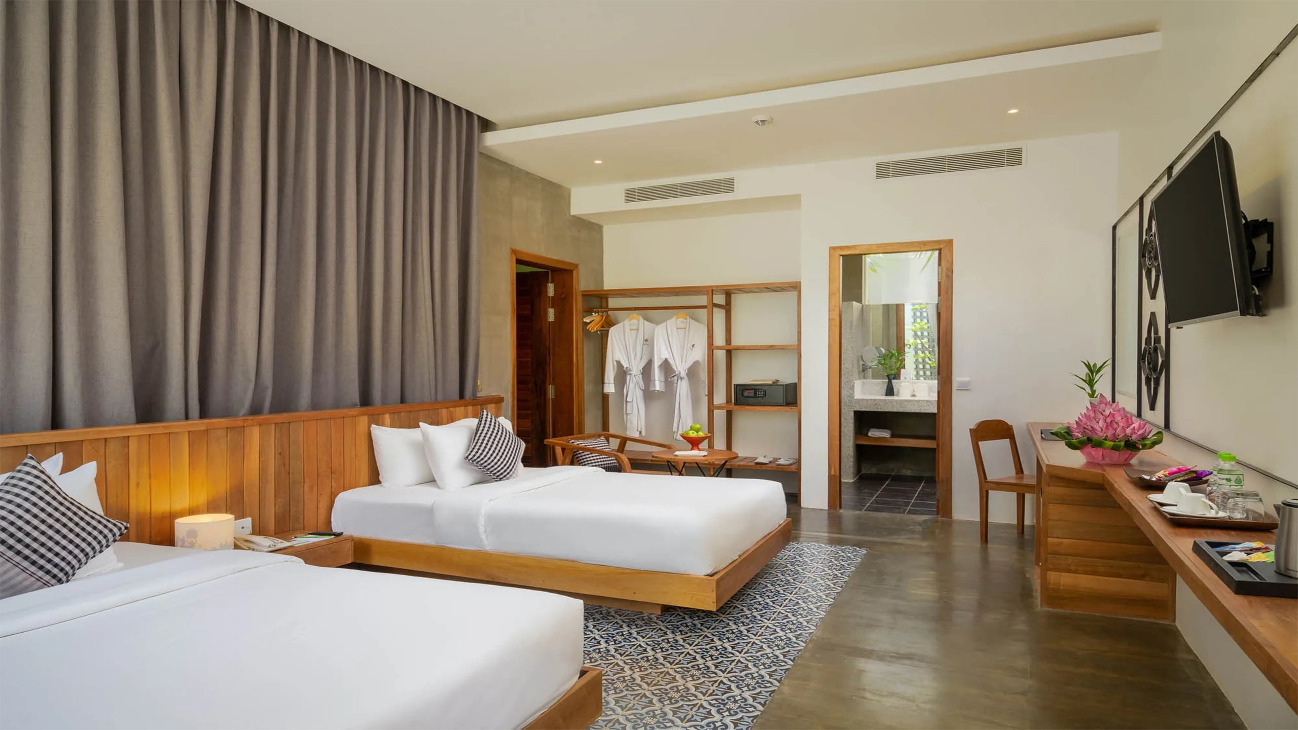 Double or Twin Deluxe Pool View