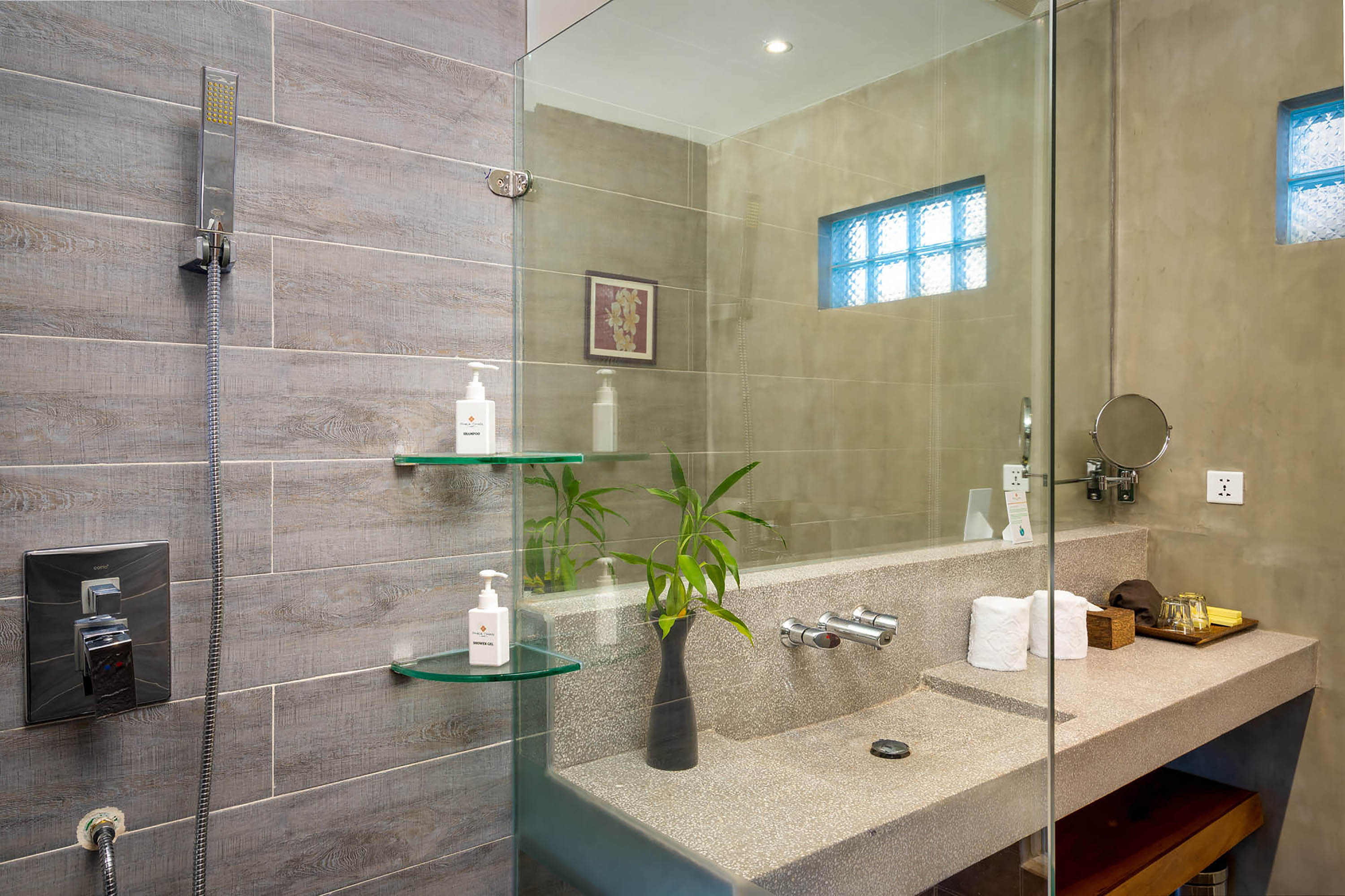 Double or Twin Deluxe with Balcony