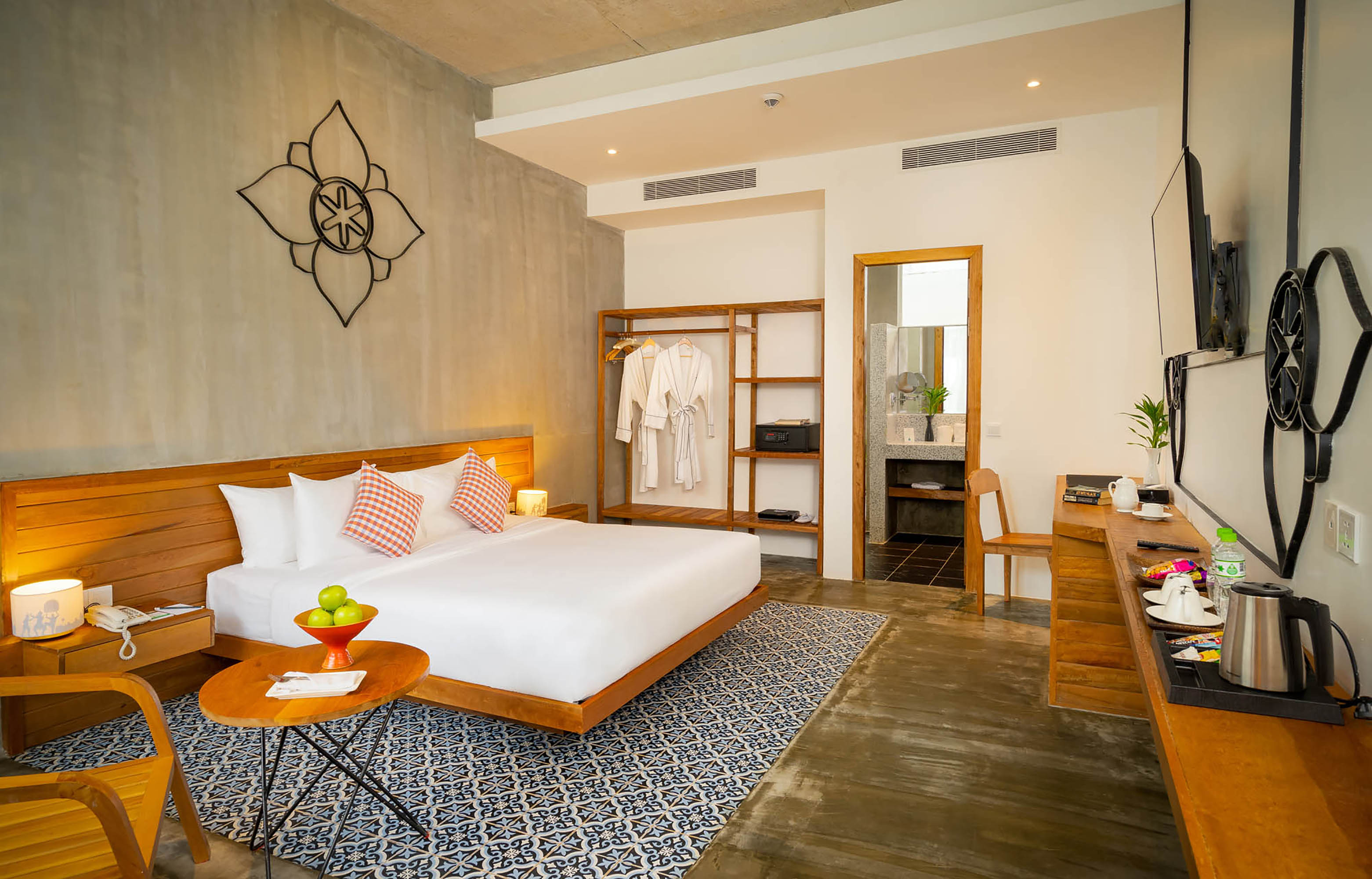 Double or Twin Deluxe Pool View