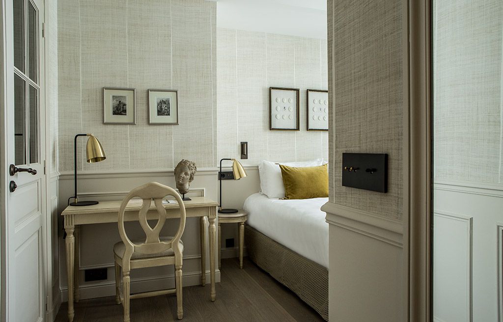 Double or Twin Superior