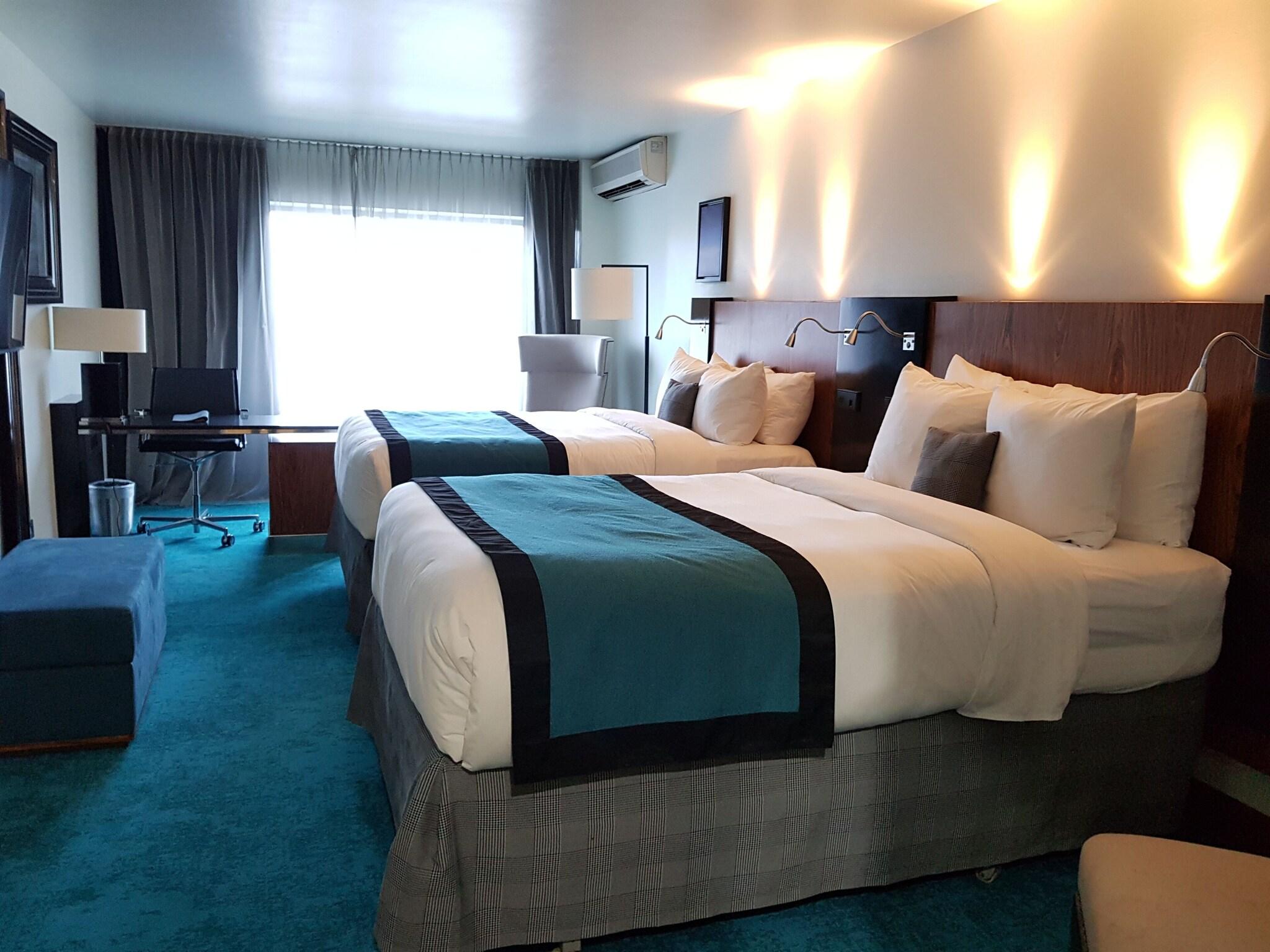 Room Two Double Beds