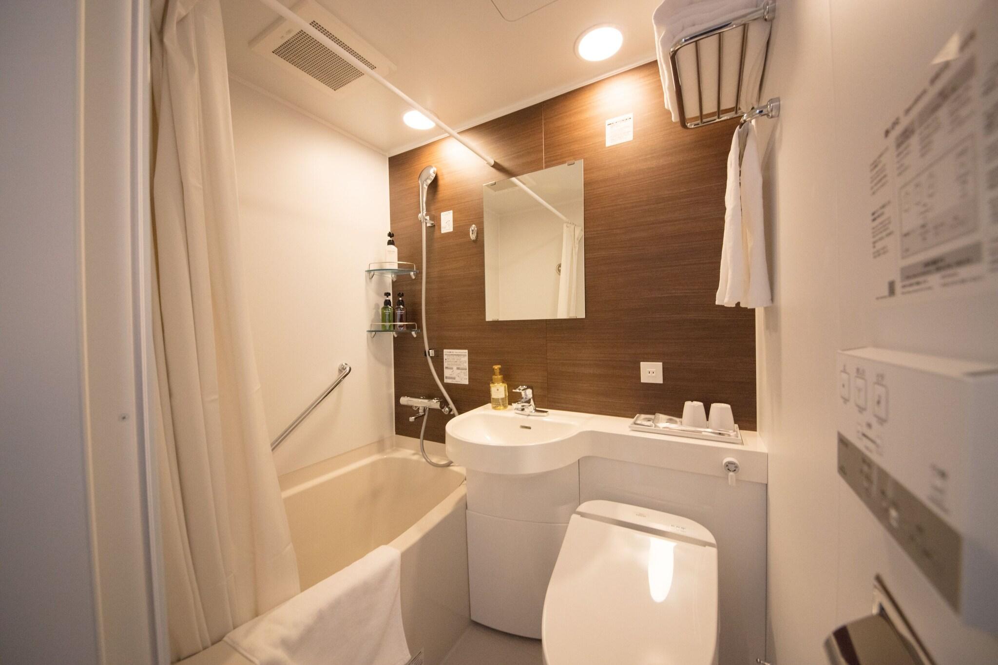 Twin Deluxe Two Beds