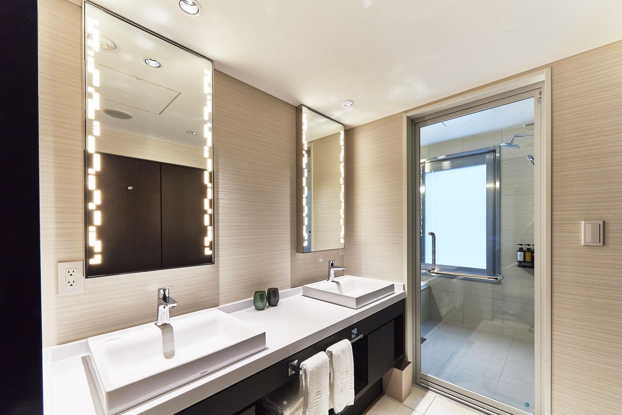 Twin City View Two Beds