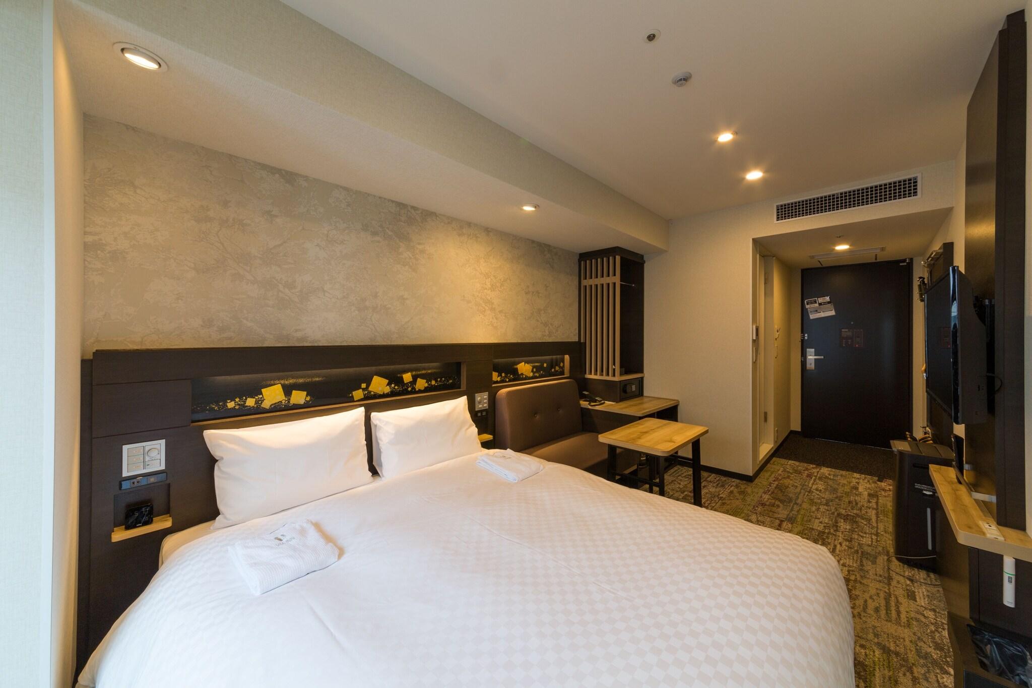 Double Queen Bed Non Smoking