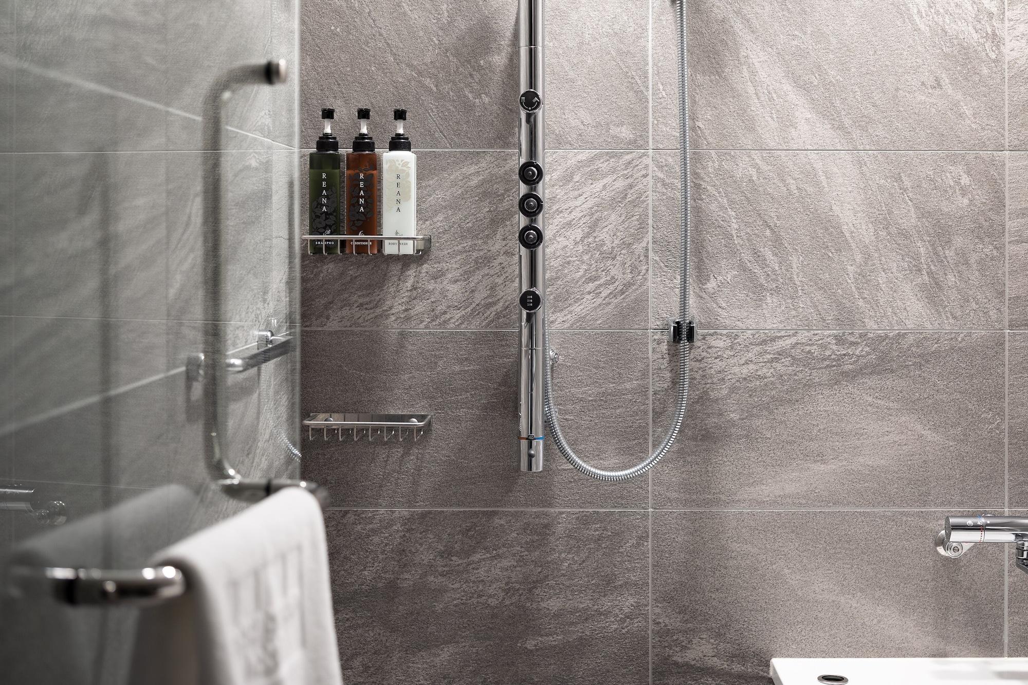 Double Superior King Bed