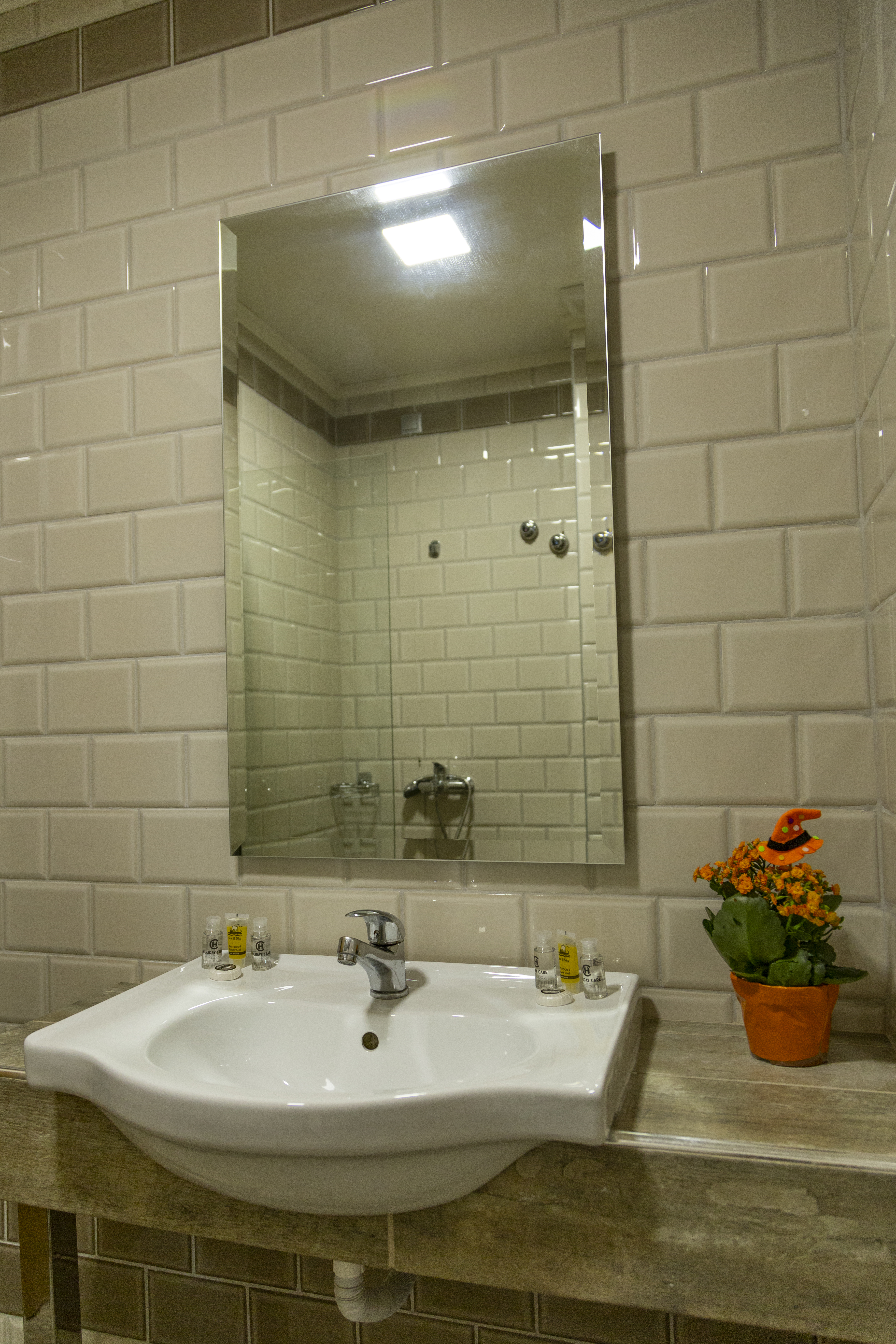 Quadruple Four Bedrooms