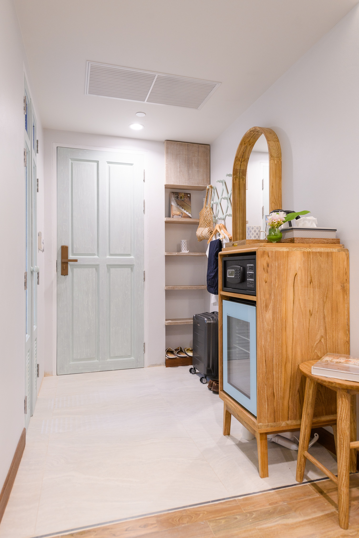 Twin Deluxe with Balcony