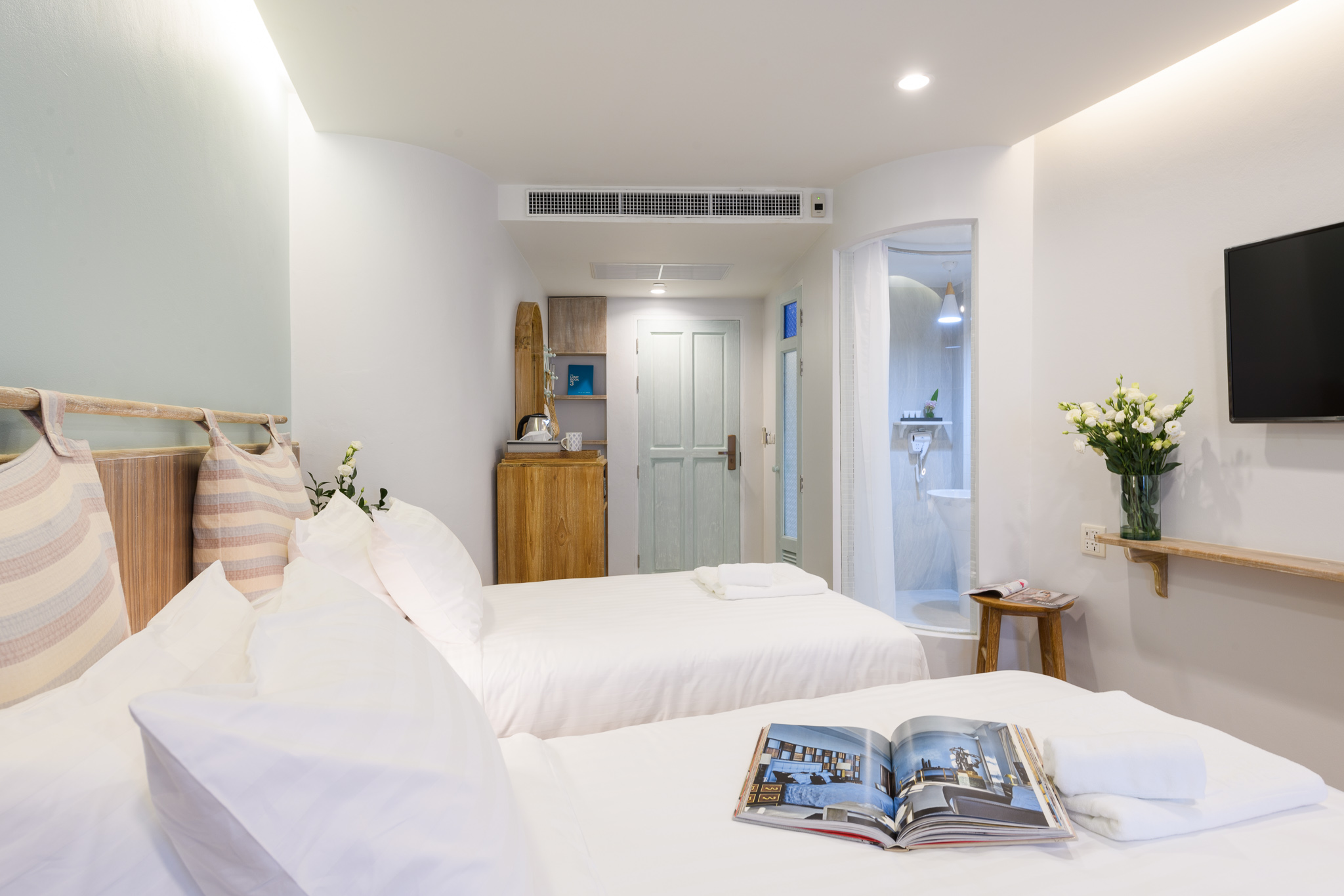 Twin Deluxe with Balcony