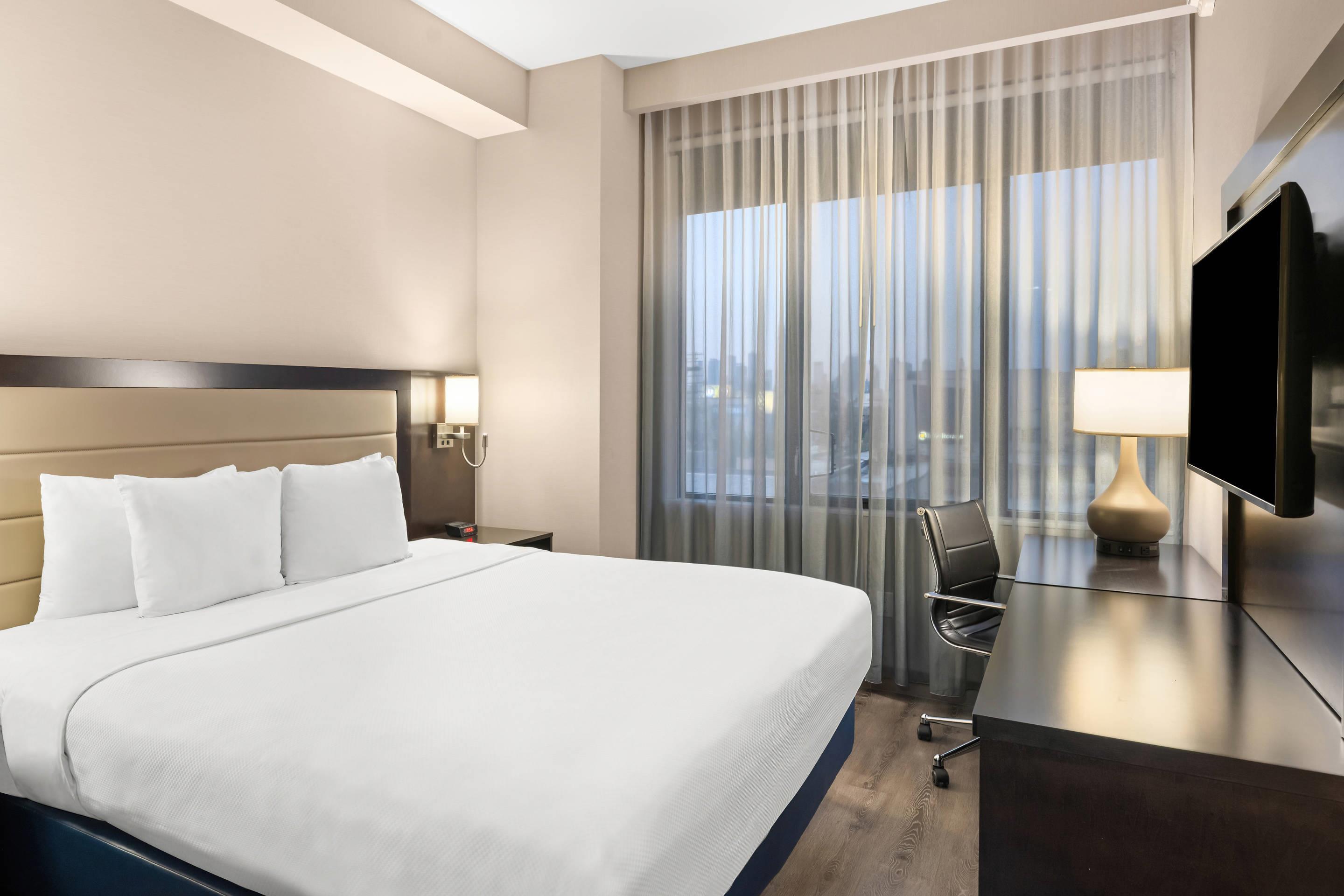 Double King Size Bed