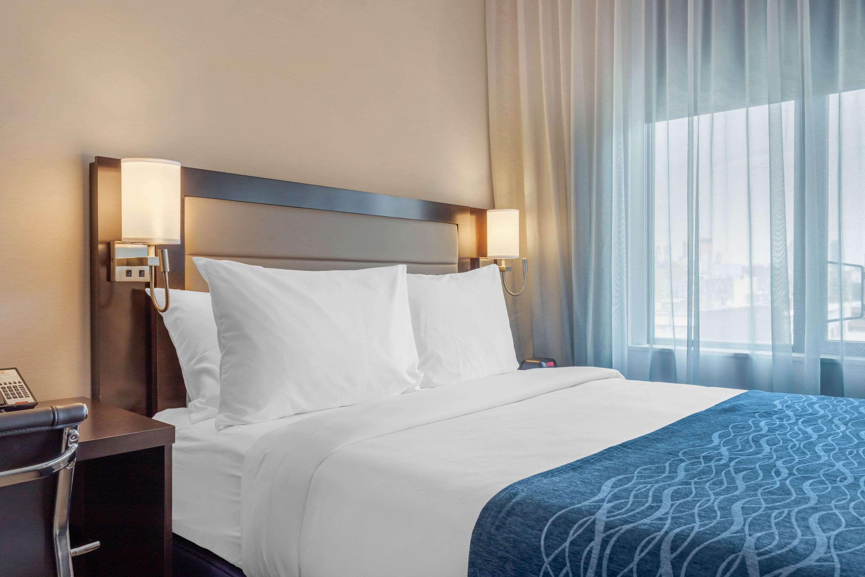 Double Queen Bed Non Smoking