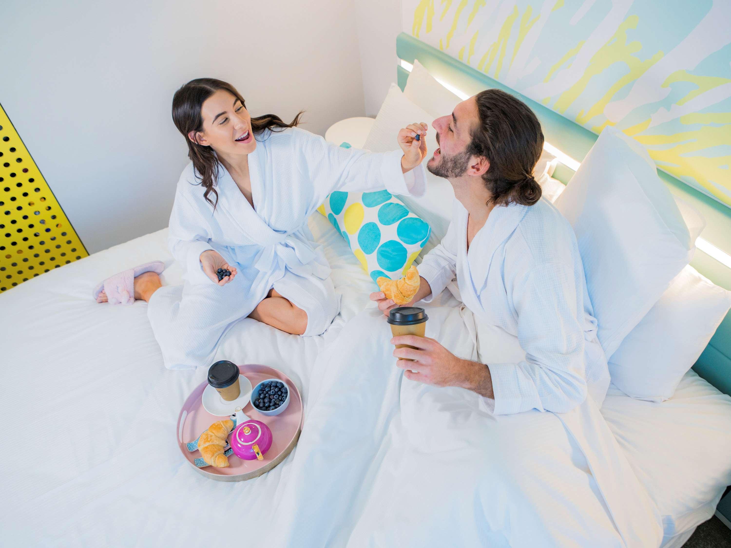 Double King Size Bed