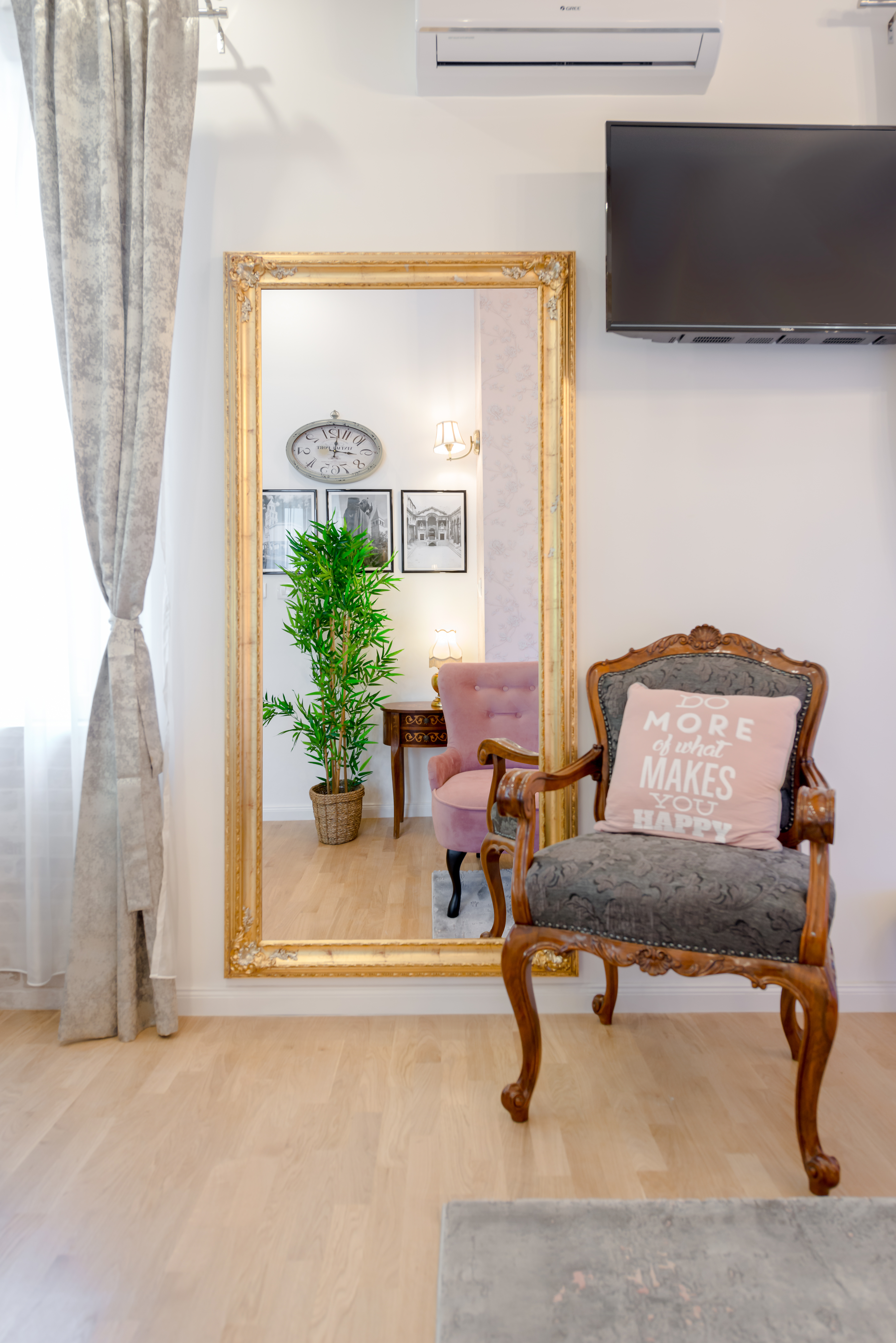 Studio Deluxe with Terrace