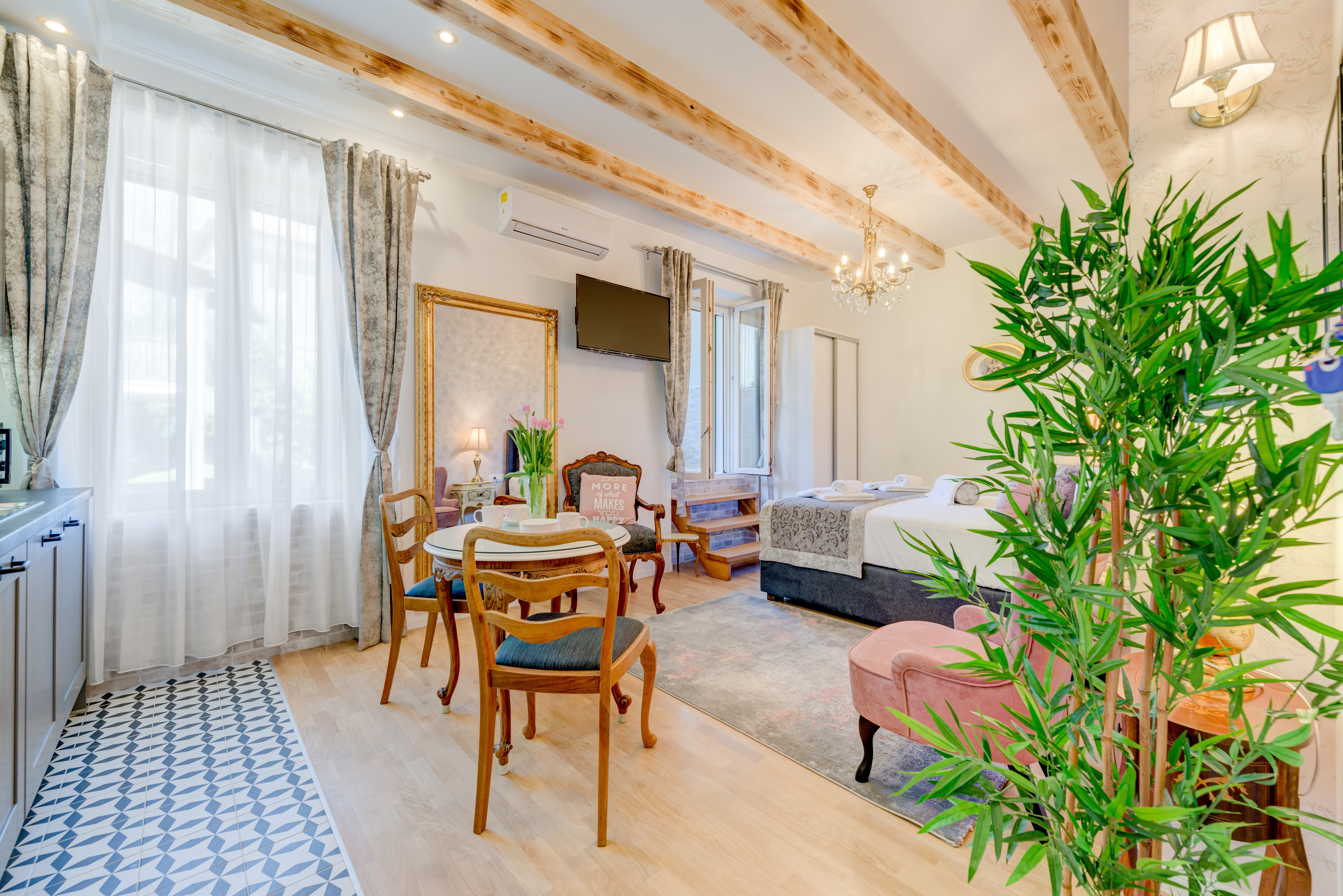 Studio Deluxe with Terrace