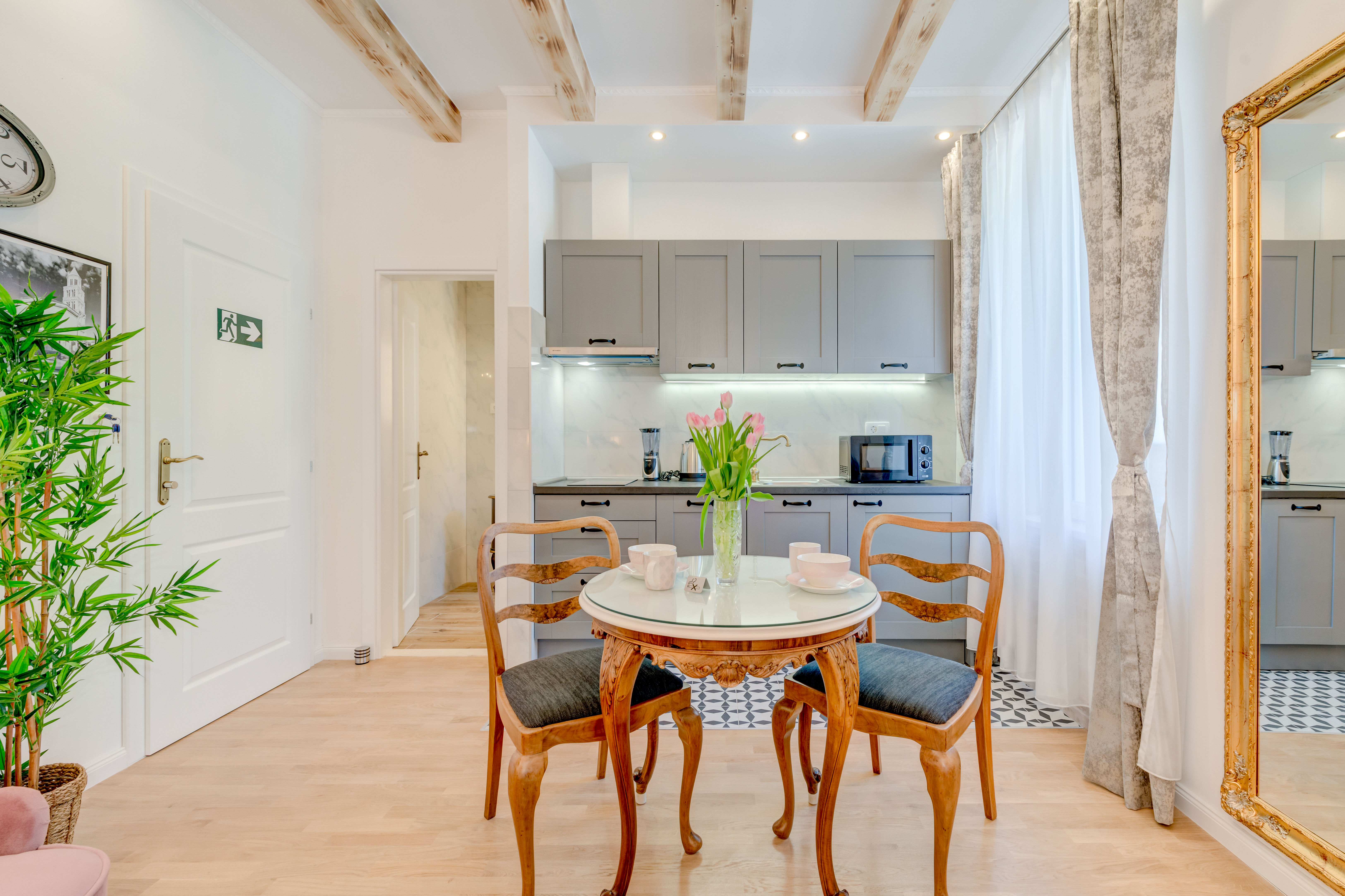 Studio Deluxe with Terrace