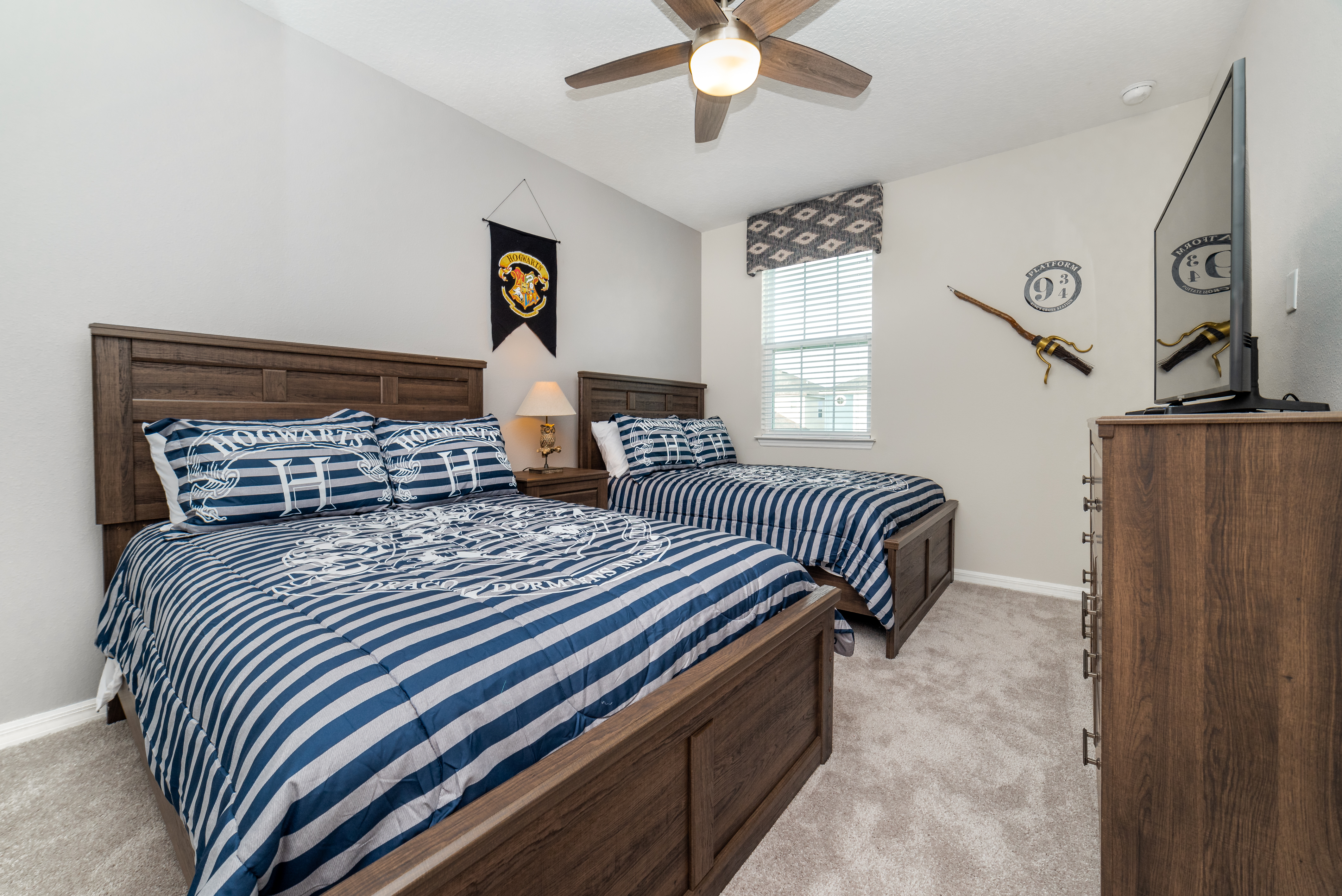 Home Seven Bedrooms with Private Pool